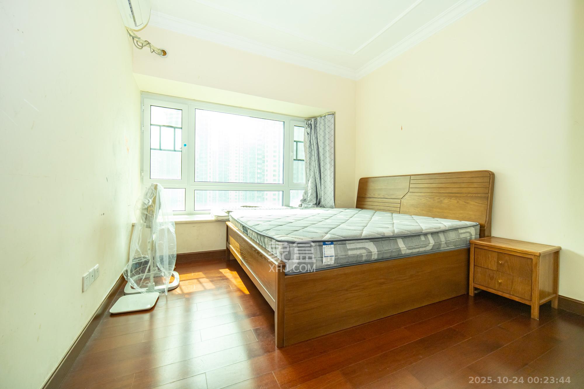 恒大雅苑  2室2厅1卫    75.0万 恒大雅苑  2室2厅1卫    75.0万卧室