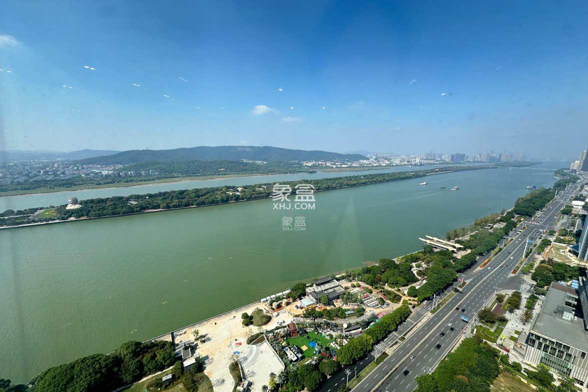 保利国际广场 1室1厅1卫 9000.0元/月 保利国际广场 1室1厅1卫 9000.0元/月室内图