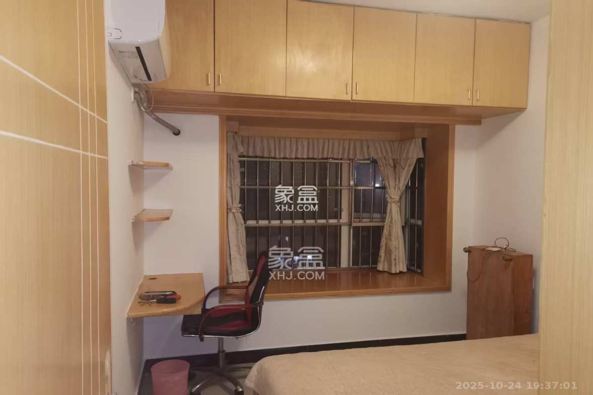 未来城科学家园 1室1厅1卫 1600.0元/月 未来城科学家园 1室1厅1卫 1600.0元/月室内图