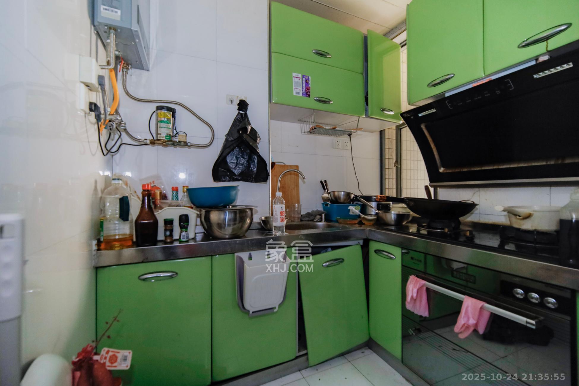 巢之恋  1室1厅1卫    32.0万厨房