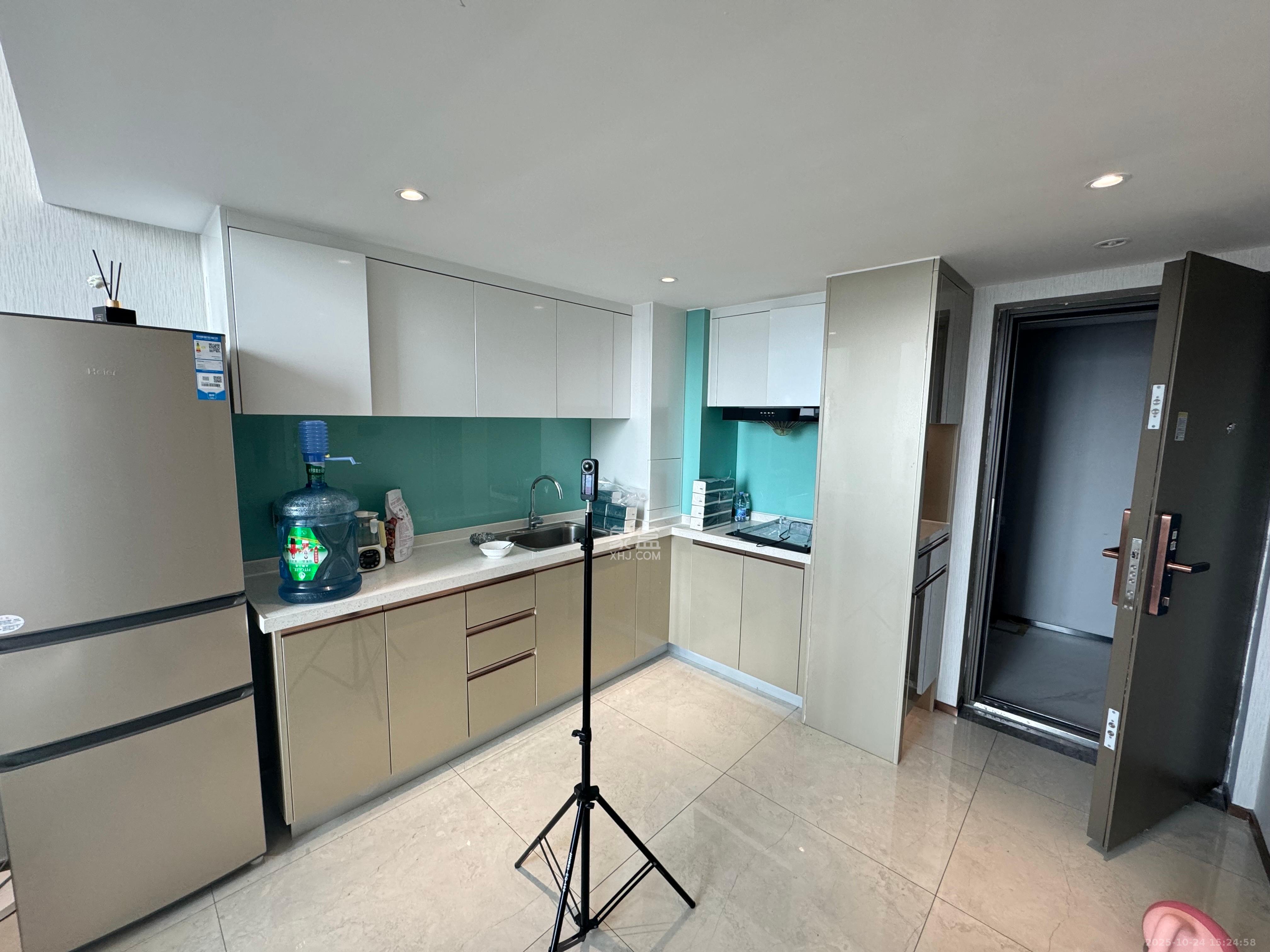 华远华时代  3室2厅2卫    3360.0元/月室内图