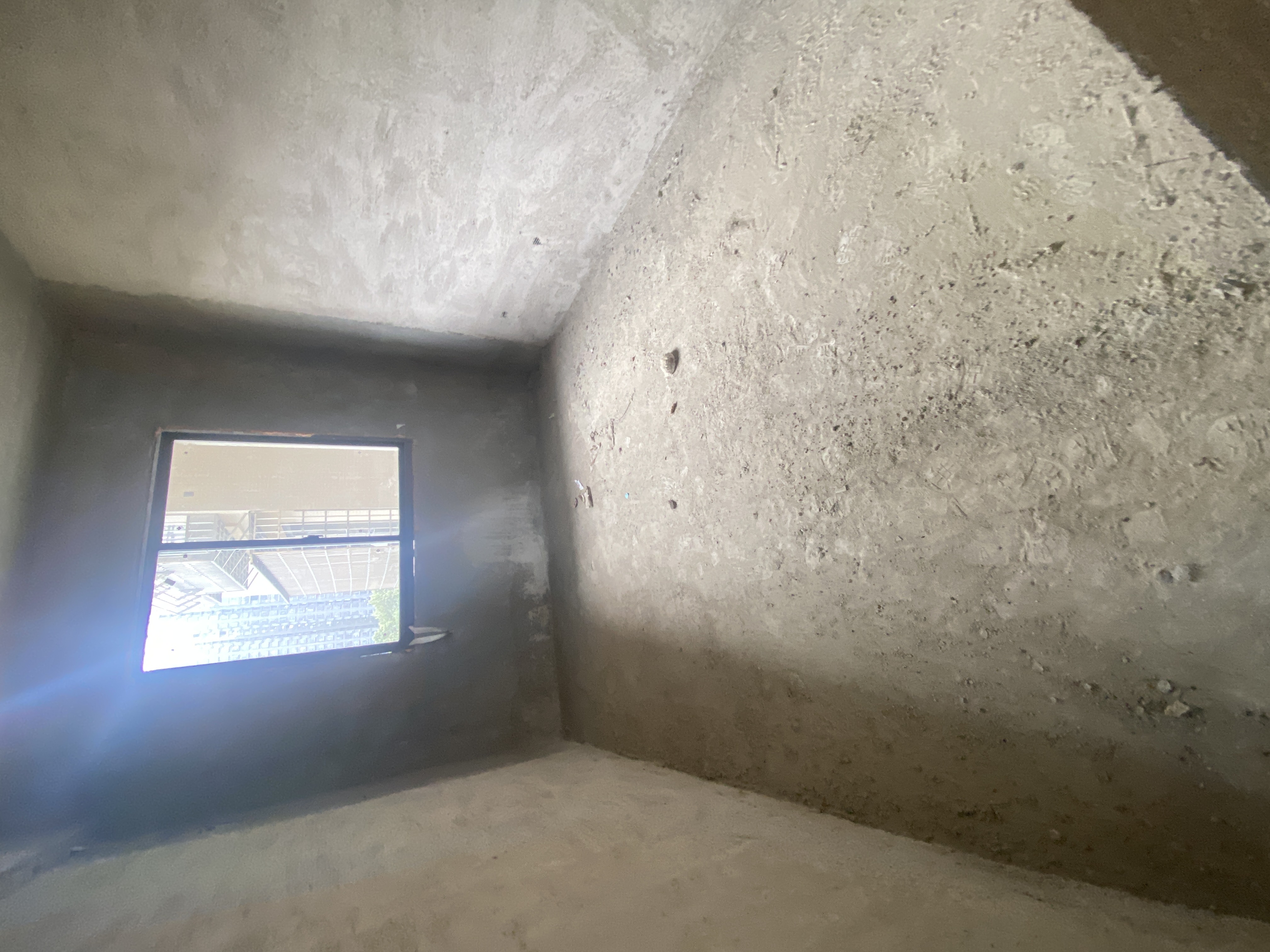 华剑首郡+五江珑悦  4室2厅2卫    79.8万客厅