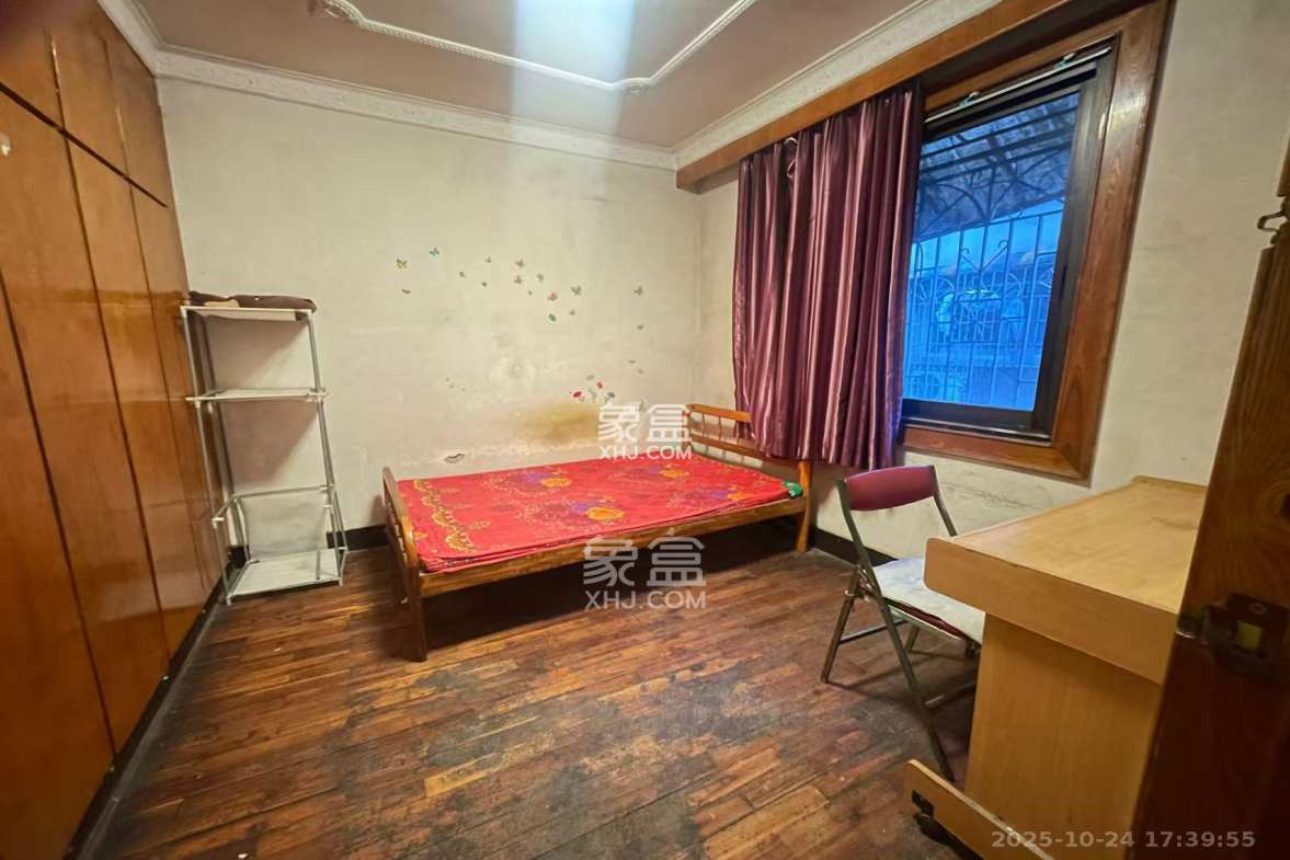 向韶村  2室1厅1卫    1300.0元/月 向韶村  2室1厅1卫    1300.0元/月室内图