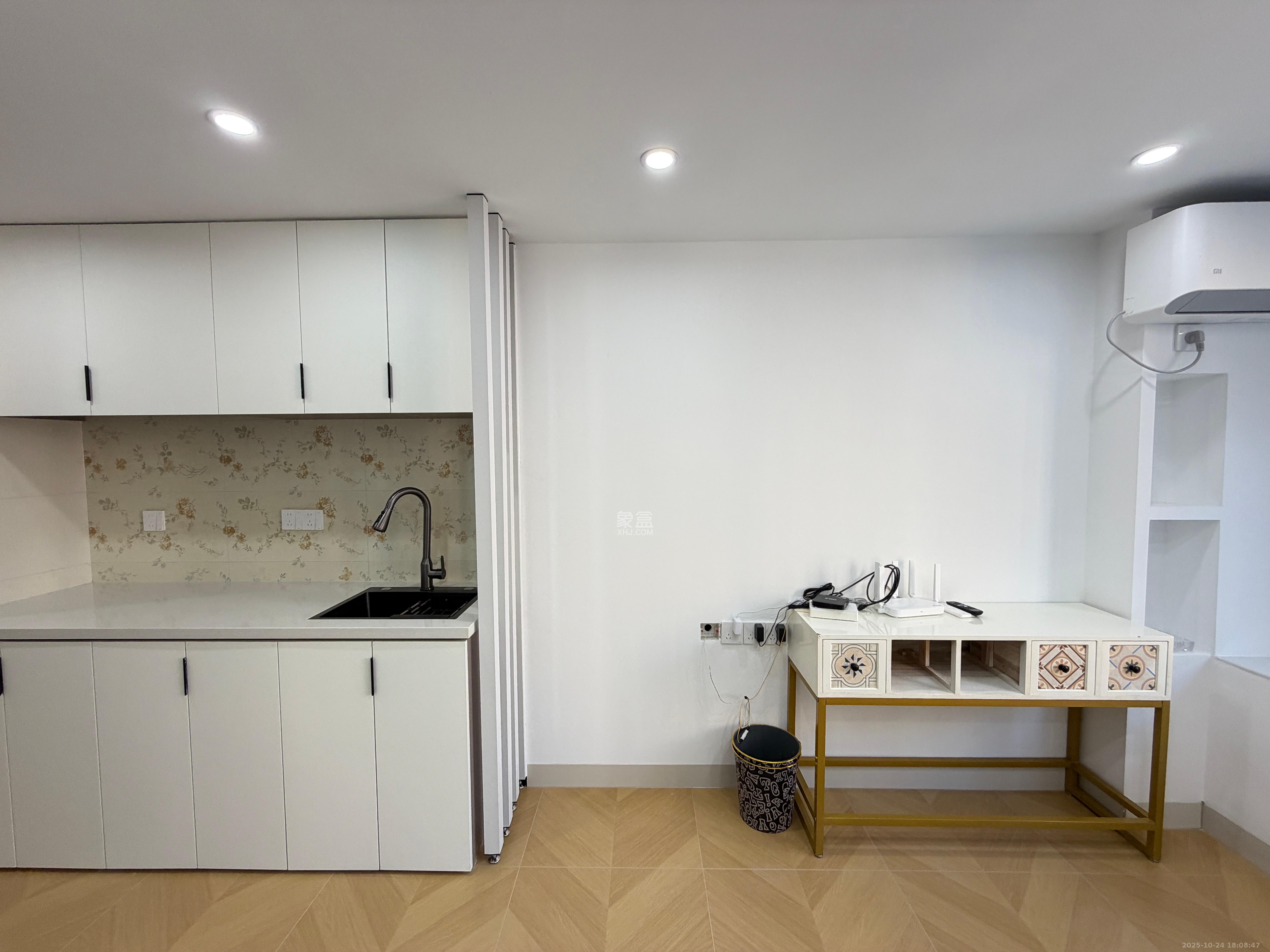 龙湖铂金岛 2室0厅1卫 2300.0元/月 龙湖铂金岛 2室0厅1卫 2300.0元/月室内图