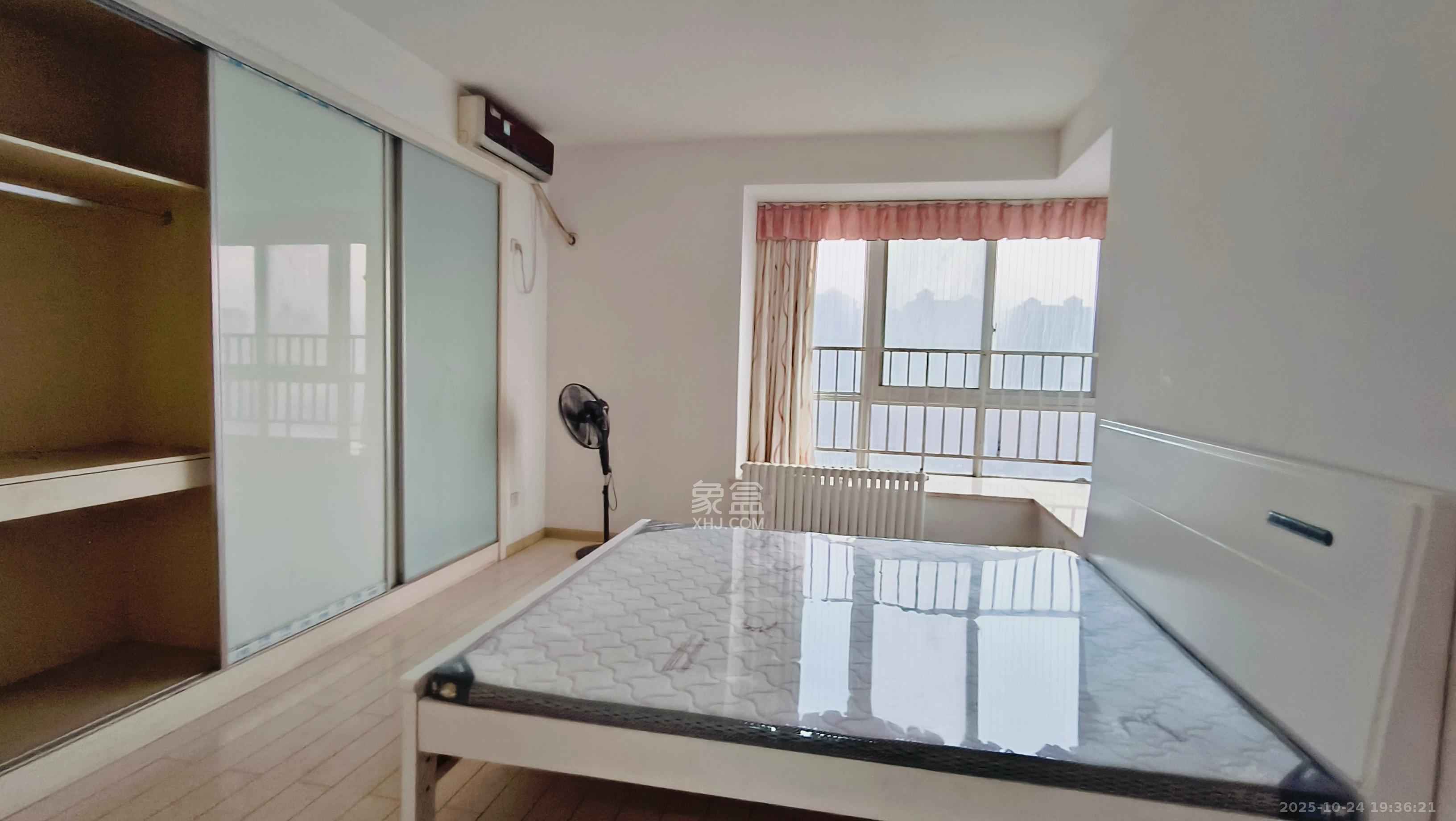 筑梦园  3室2厅2卫    2000.0元/月 筑梦园  3室2厅2卫    2000.0元/月室内图