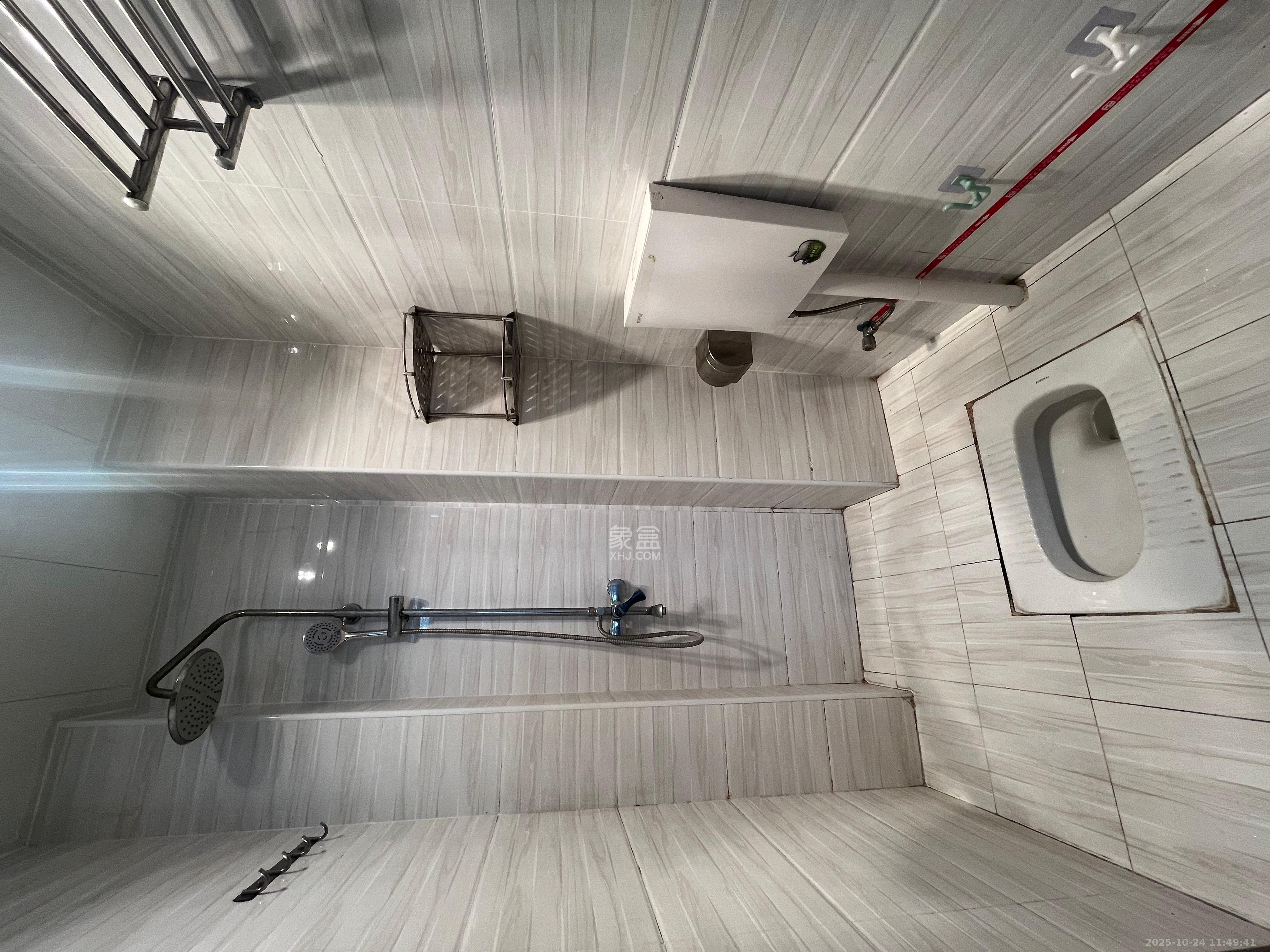 V领寓(岭南家园)  1室1厅1卫    1500.0元/月 V领寓(岭南家园)  1室1厅1卫    1500.0元/月室内图