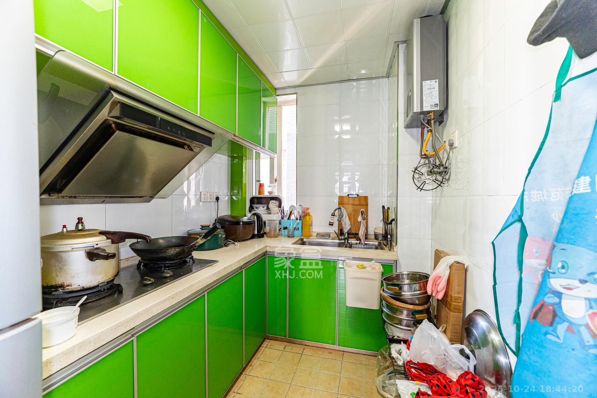 锦璨家园  3室2厅1卫    48.0万厨房