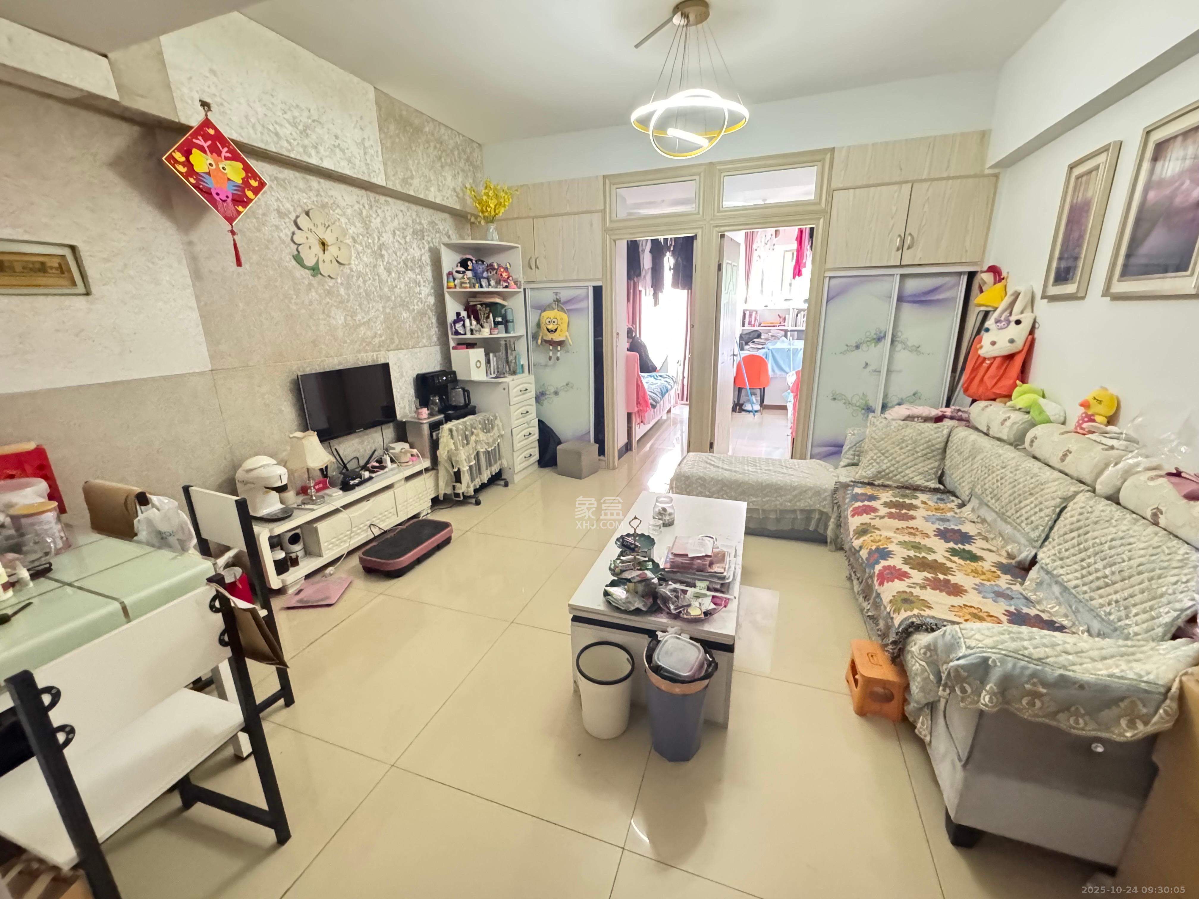 上城星座  2室1厅1卫    2100.0元/月室内图