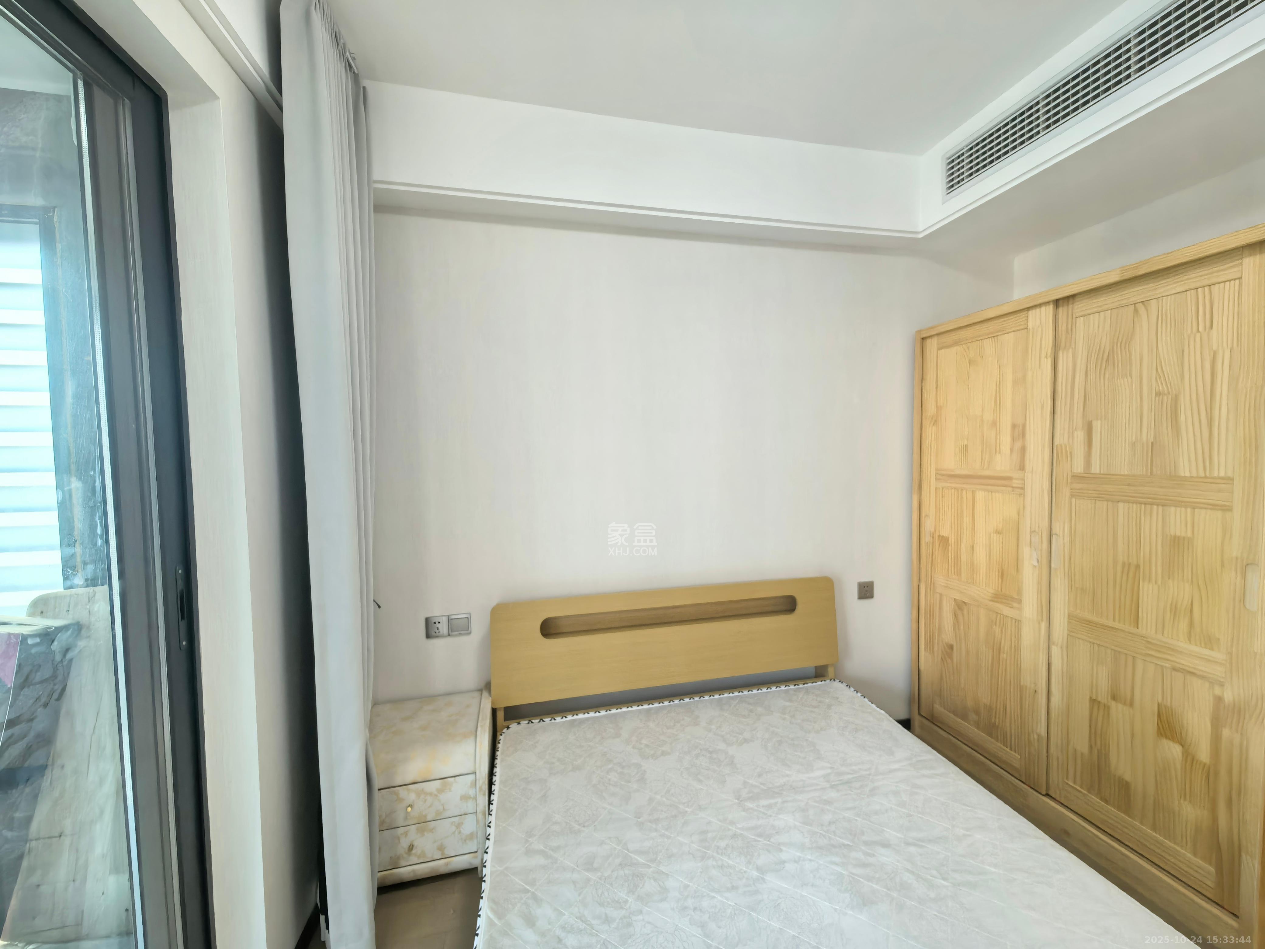 中海麓山境北区 4室2厅2卫 3000.0元/月 中海麓山境北区 4室2厅2卫 3000.0元/月室内图