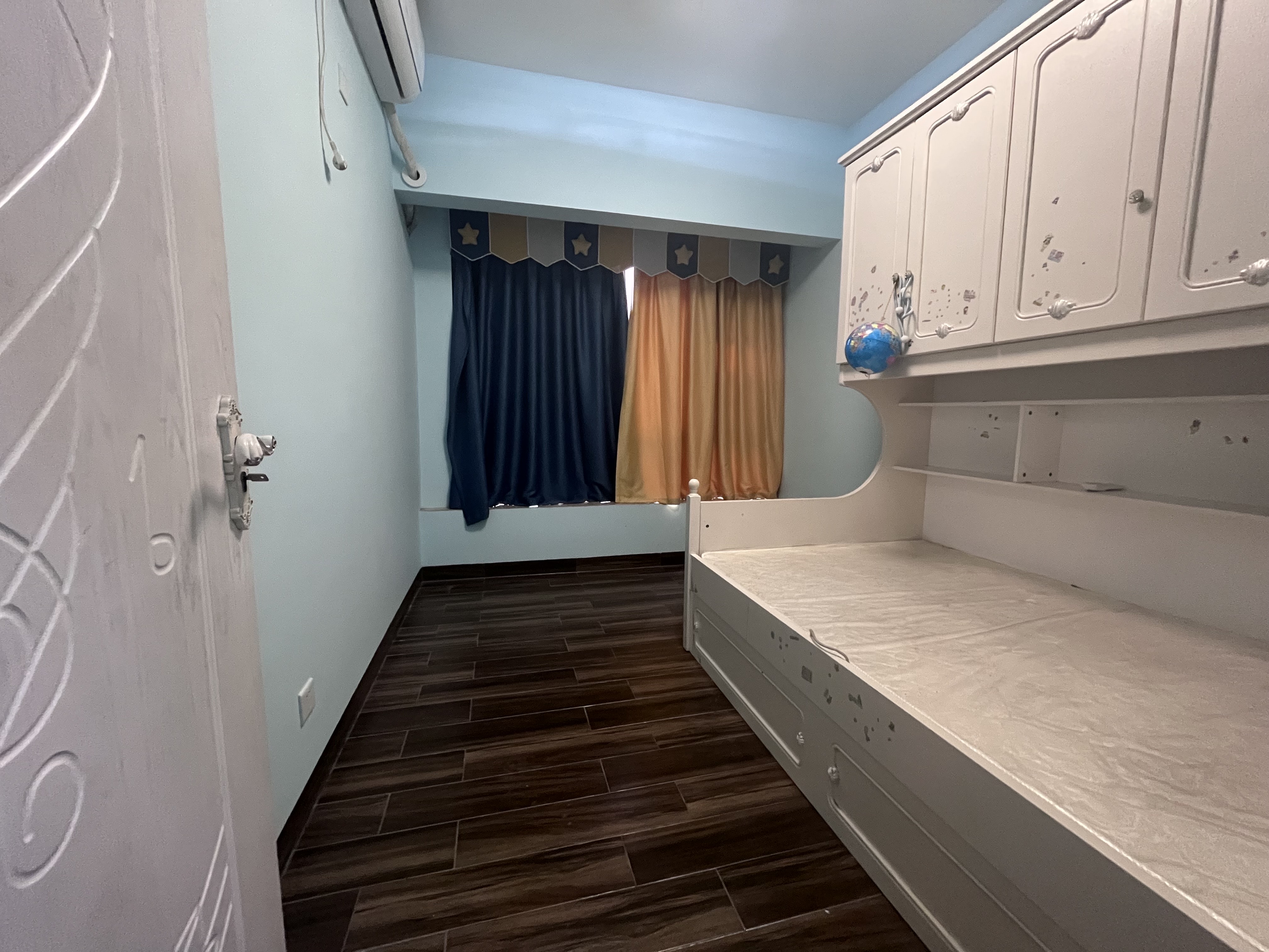 锦地翰城二期  4室2厅2卫    3300.0元/月 锦地翰城二期  4室2厅2卫    3300.0元/月室内图