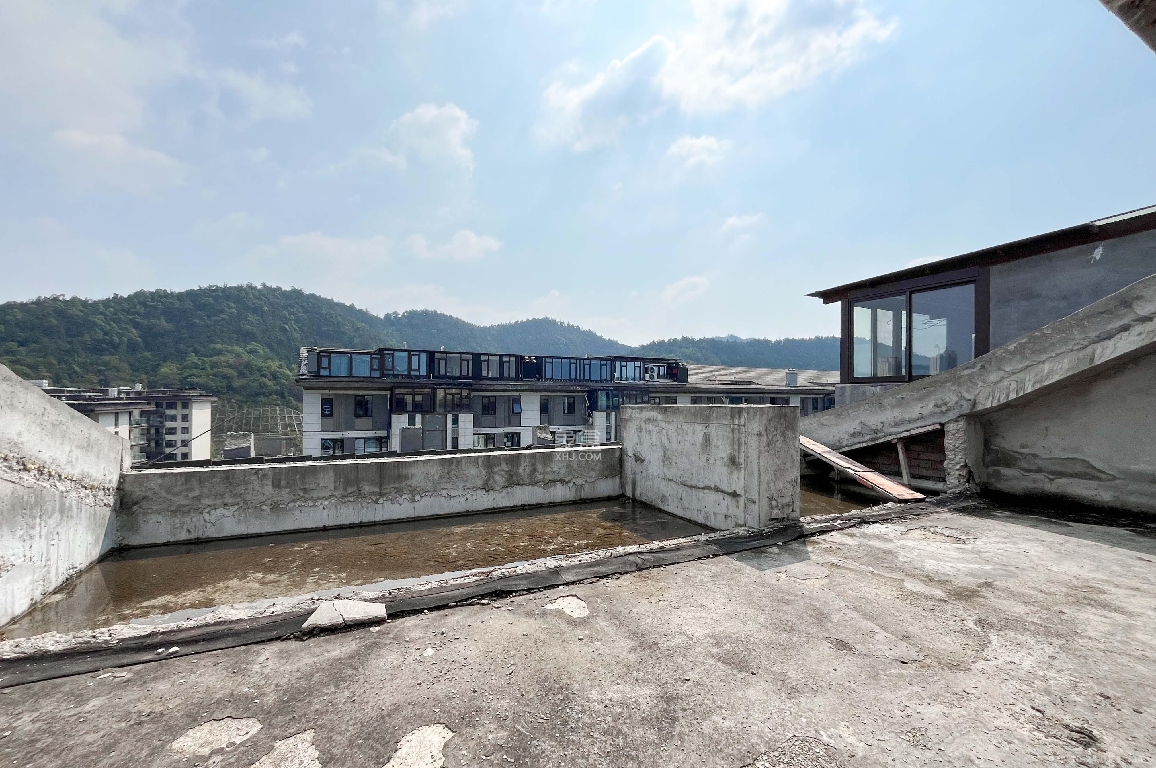 祥源森林之光  5室2厅3卫    288.0万其他