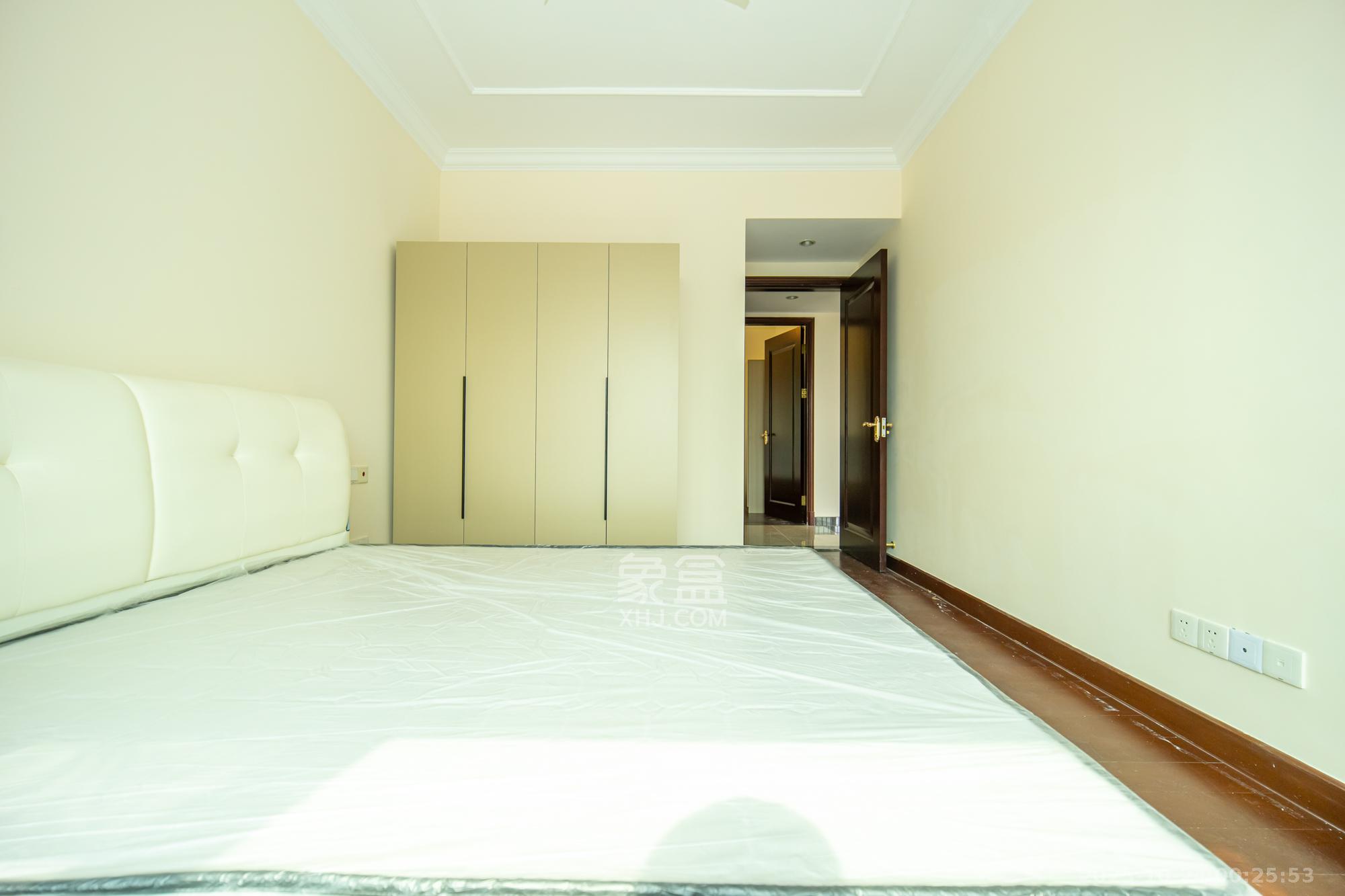 恒大雅苑 3室2厅1卫 90.0万 恒大雅苑 3室2厅1卫 90.0万卧室