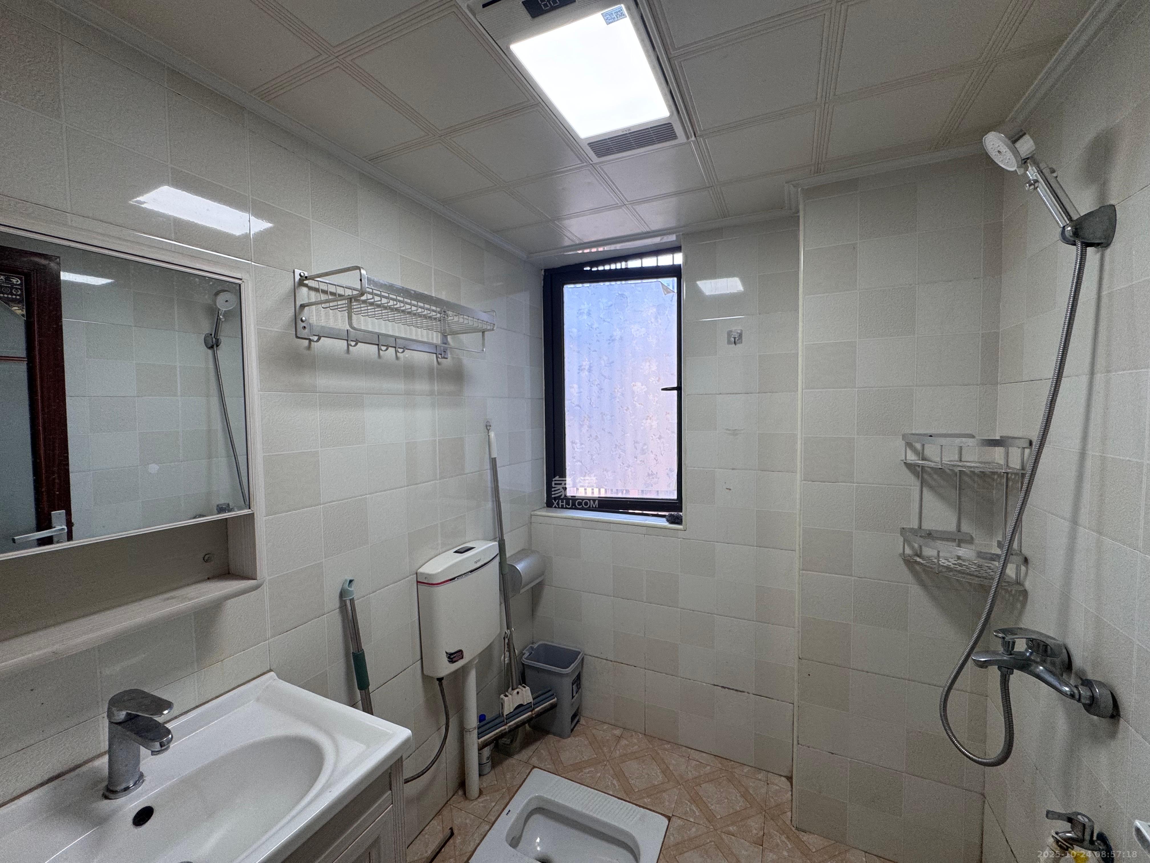 东宜兰园  2室1厅1卫    1800.0元/月室内图