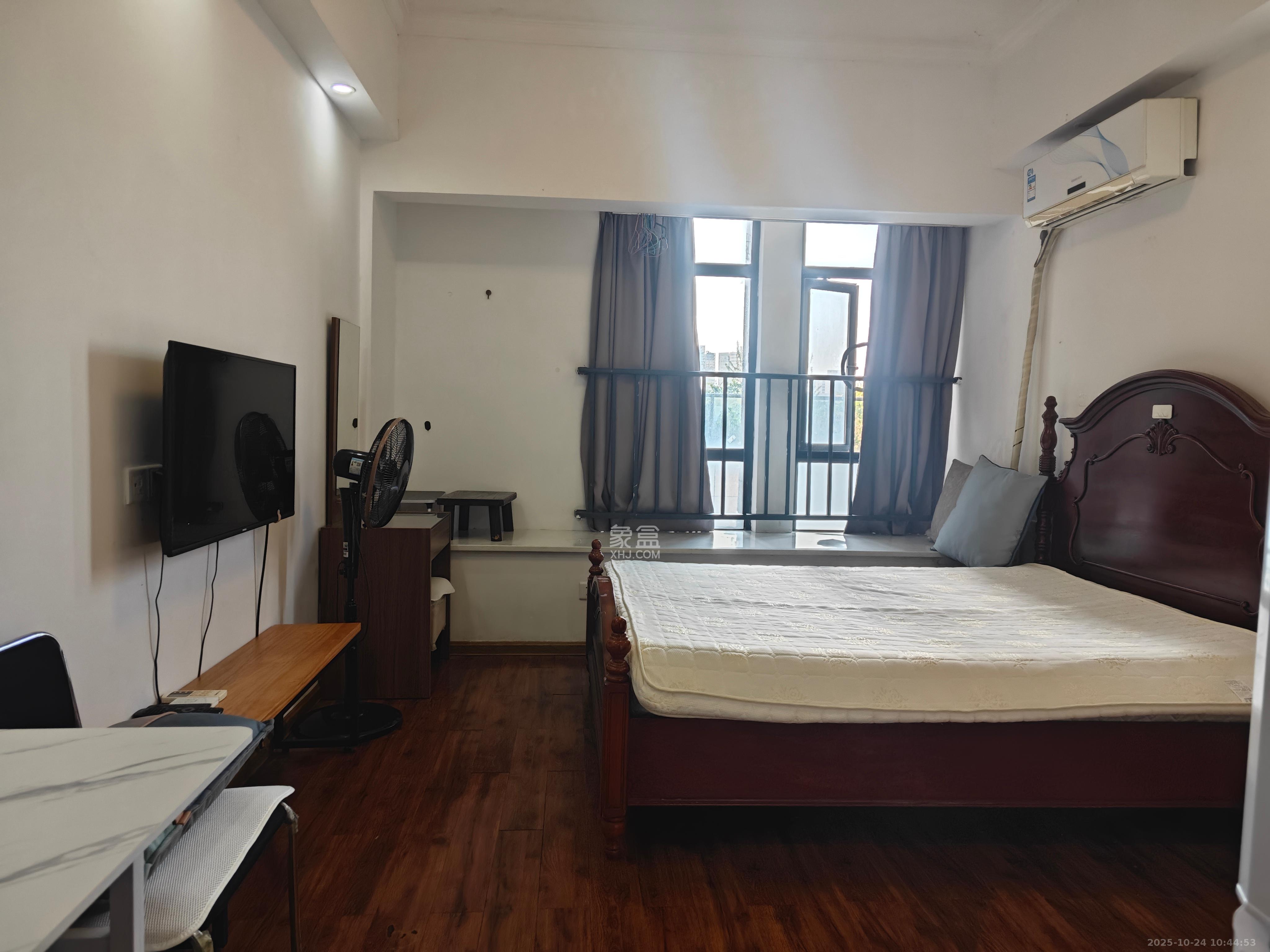 兆坤星悦荟  1室1厅1卫    1000.0元/月 兆坤星悦荟  1室1厅1卫    1000.0元/月室内图