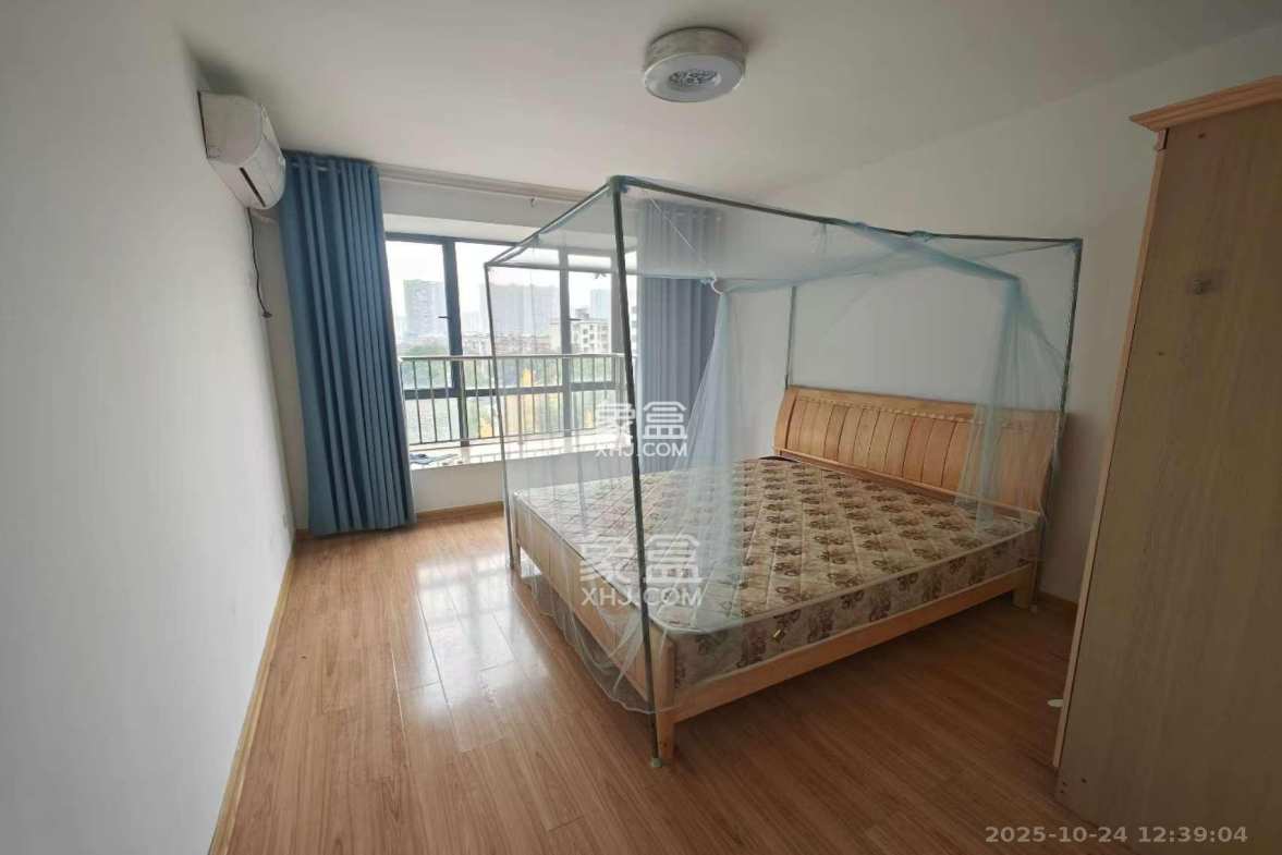 西子花苑  3室2厅1卫    3200.0元/月 西子花苑  3室2厅1卫    3200.0元/月室内图