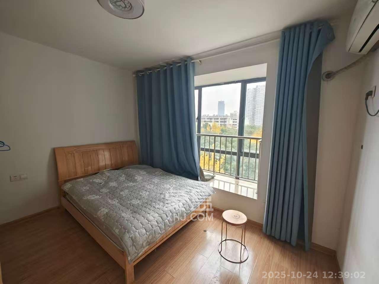 西子花苑  3室2厅1卫    3200.0元/月室内图