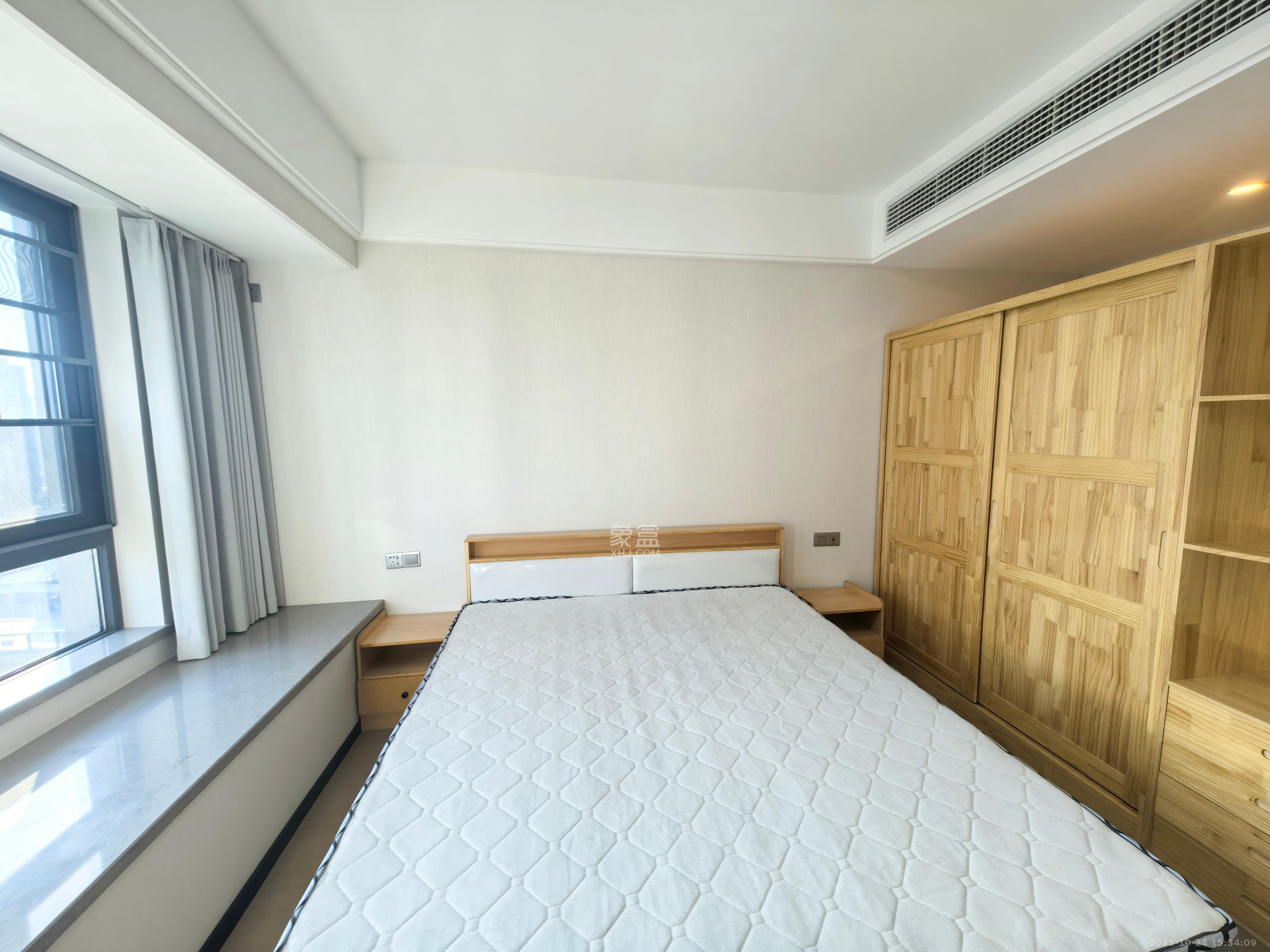 中海麓山境北区 4室2厅2卫 3000.0元/月 中海麓山境北区 4室2厅2卫 3000.0元/月室内图