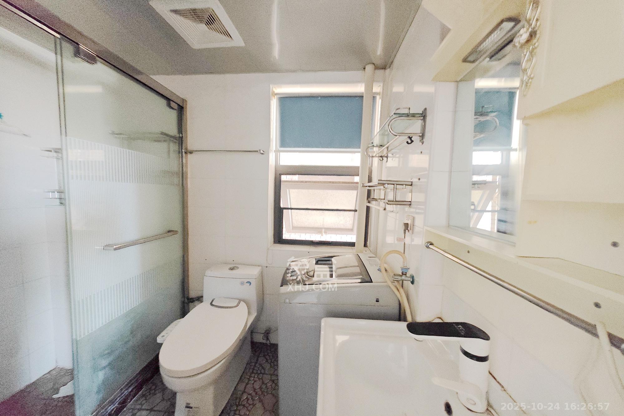 佳天瑞宁花园 1室2厅1卫 35.0万 佳天瑞宁花园 1室2厅1卫 35.0万其他