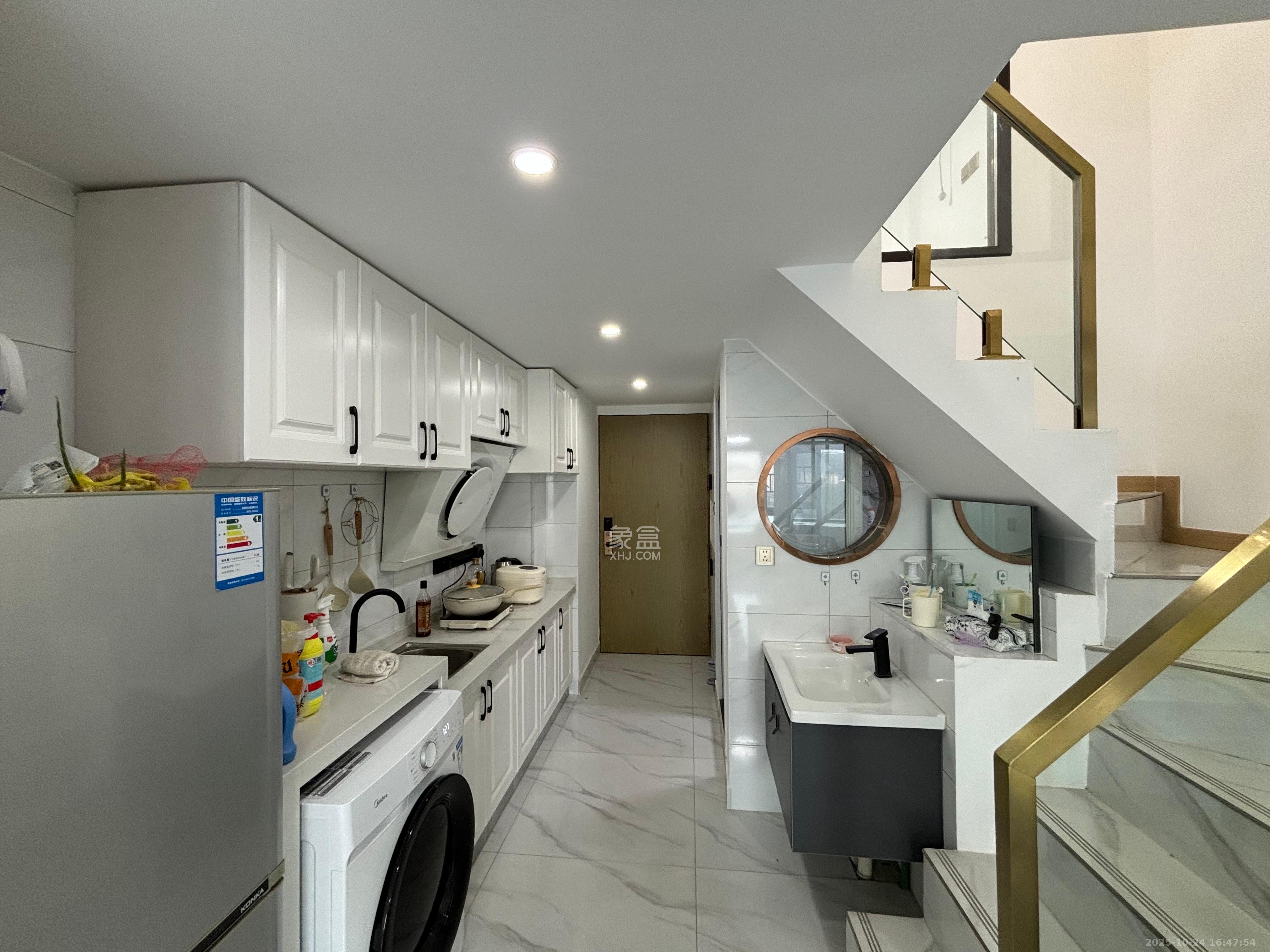 福晟翡翠湾  3室2厅1卫    2200.0元/月室内图