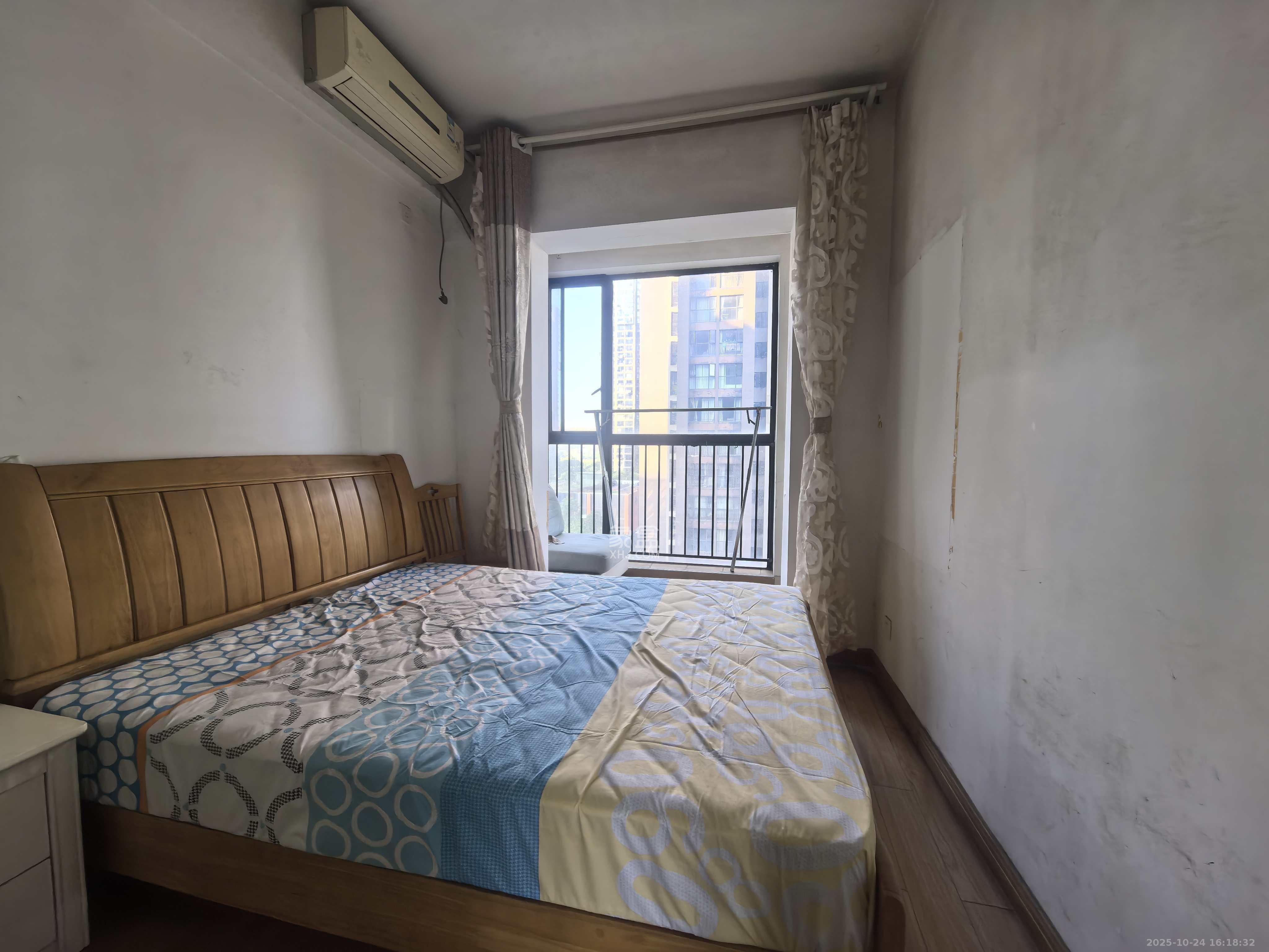 金土地第一湾 3室2厅2卫 2700.0元/月 金土地第一湾 3室2厅2卫 2700.0元/月室内图