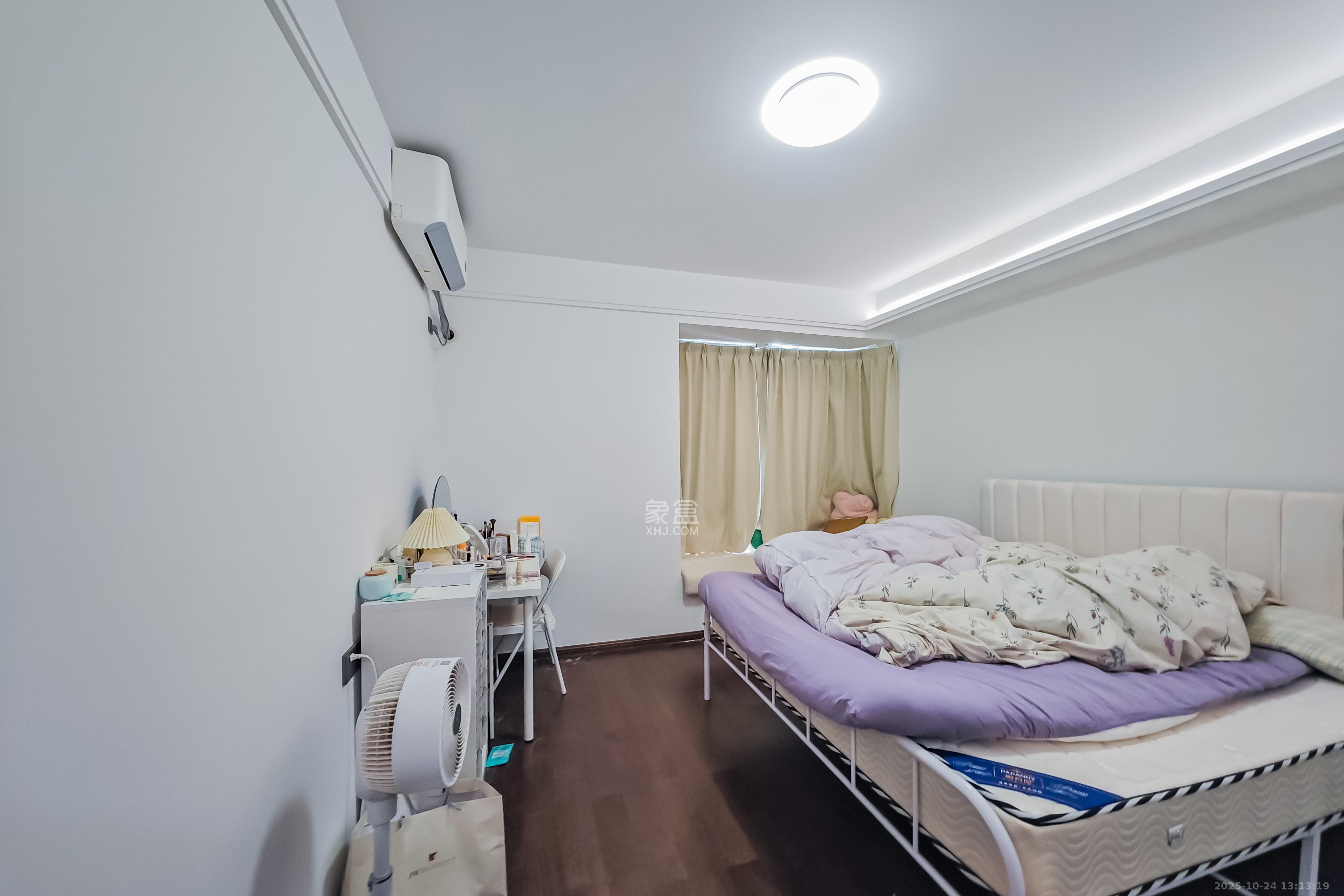 金茂越秀雨花金茂智慧科学城  4室2厅2卫    138.0万卧室