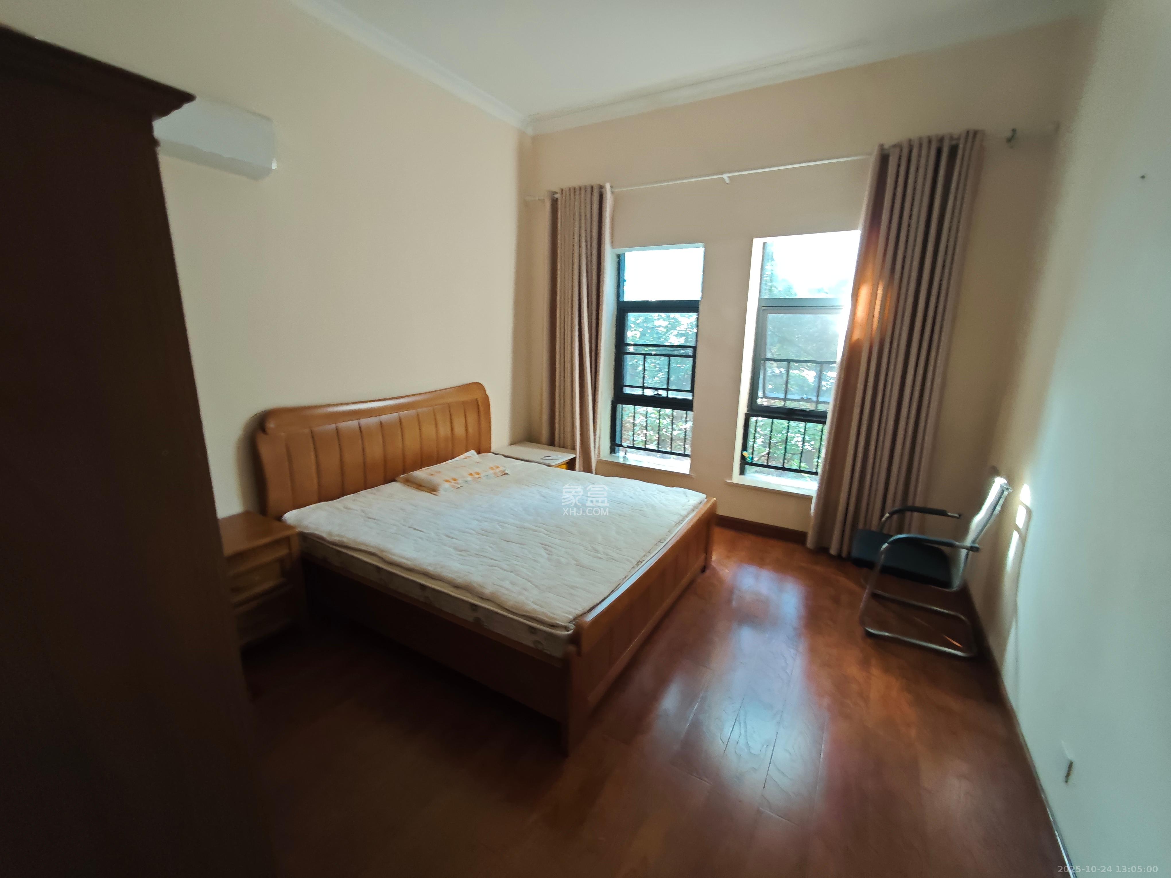 清溪川九号  5室2厅1卫    3600.0元/月 清溪川九号  5室2厅1卫    3600.0元/月室内图