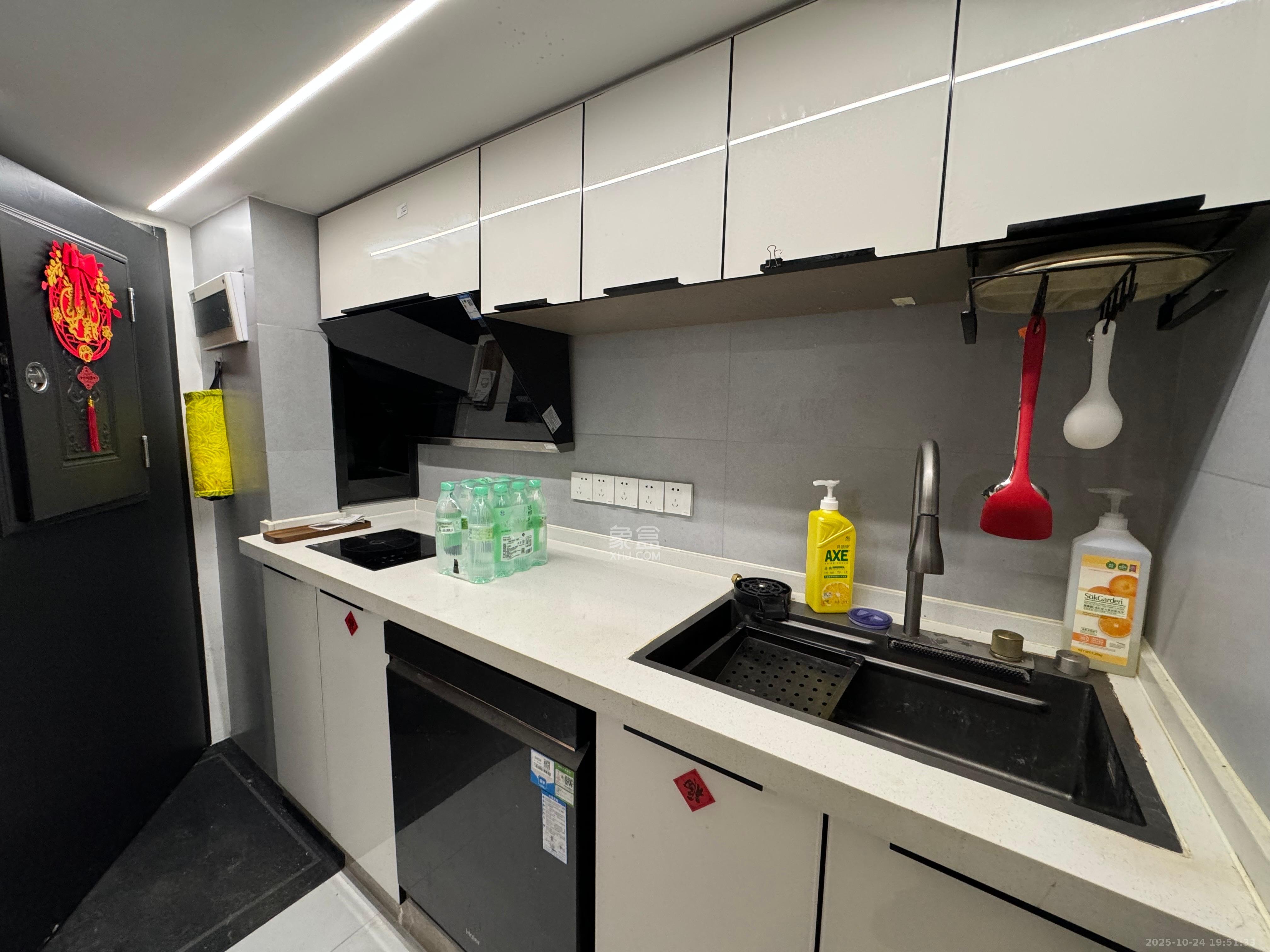 敬天广场  2室1厅1卫    3500.0元/月室内图