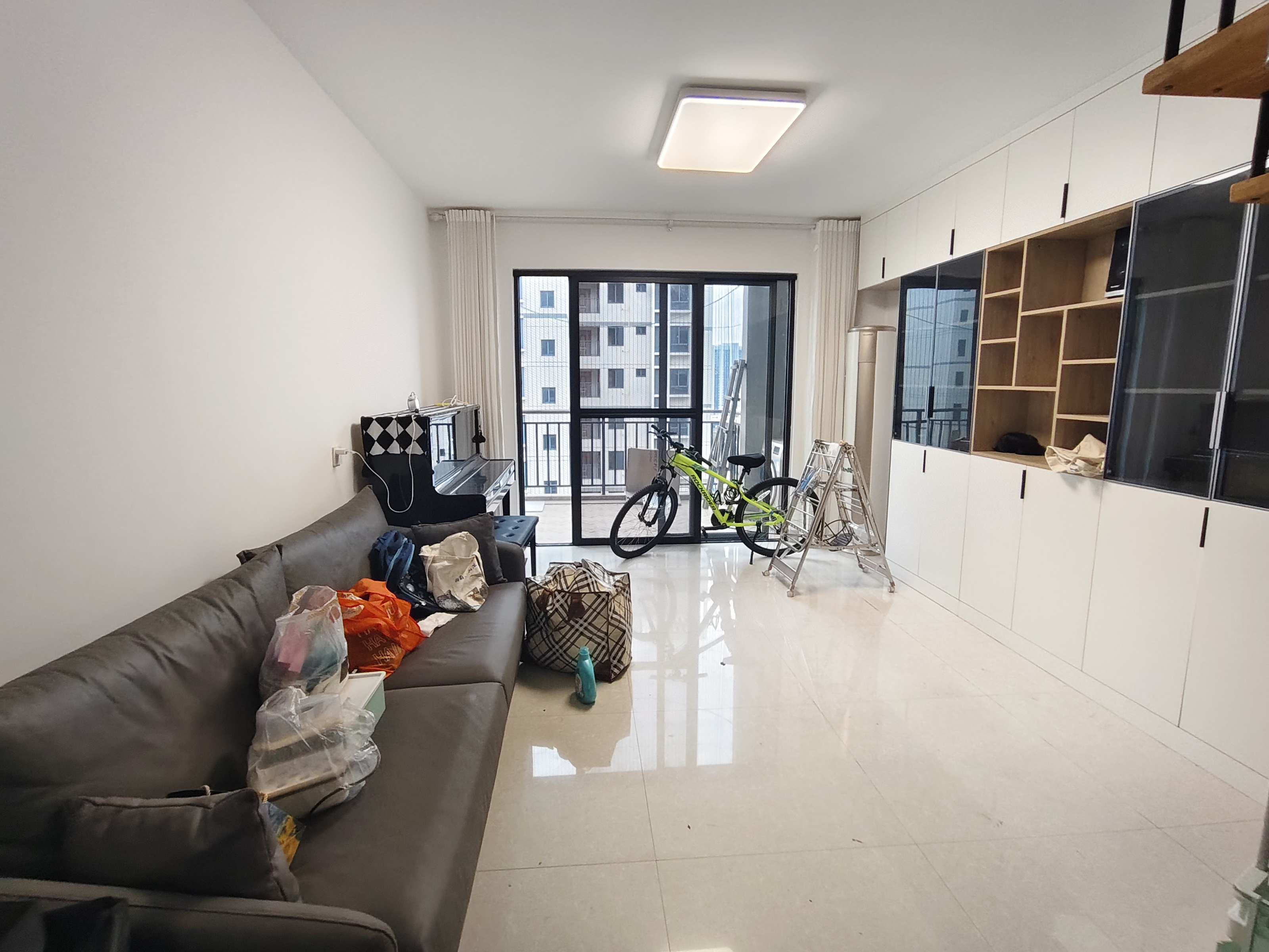 紫泉花坊  4室2厅2卫    3800.0元/月