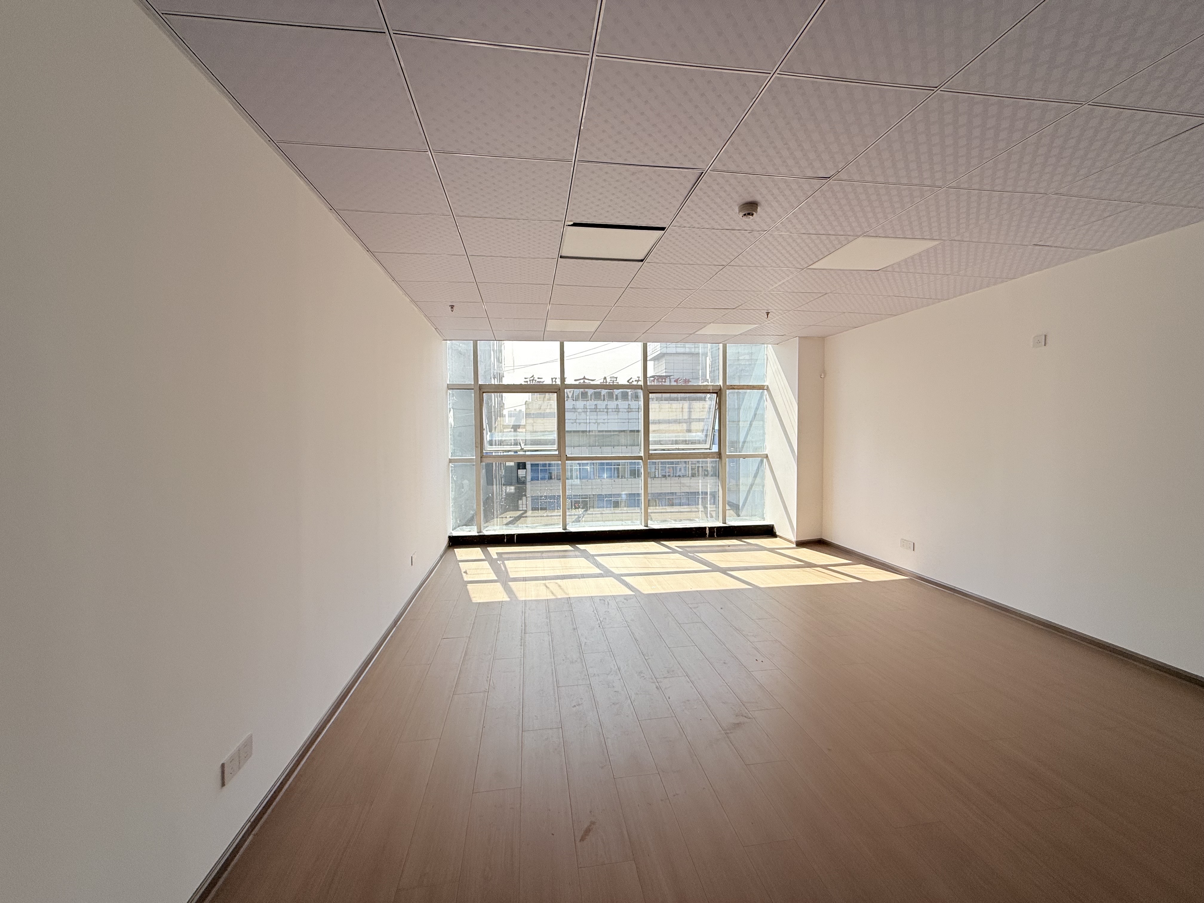 美达.新天地  1室0厅0卫    1300.0元/月