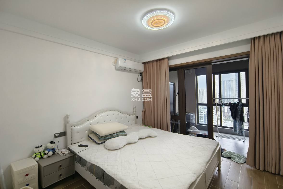 海航豪庭南苑  2室2厅2卫    4000.0元/月 海航豪庭南苑  2室2厅2卫    4000.0元/月室内图