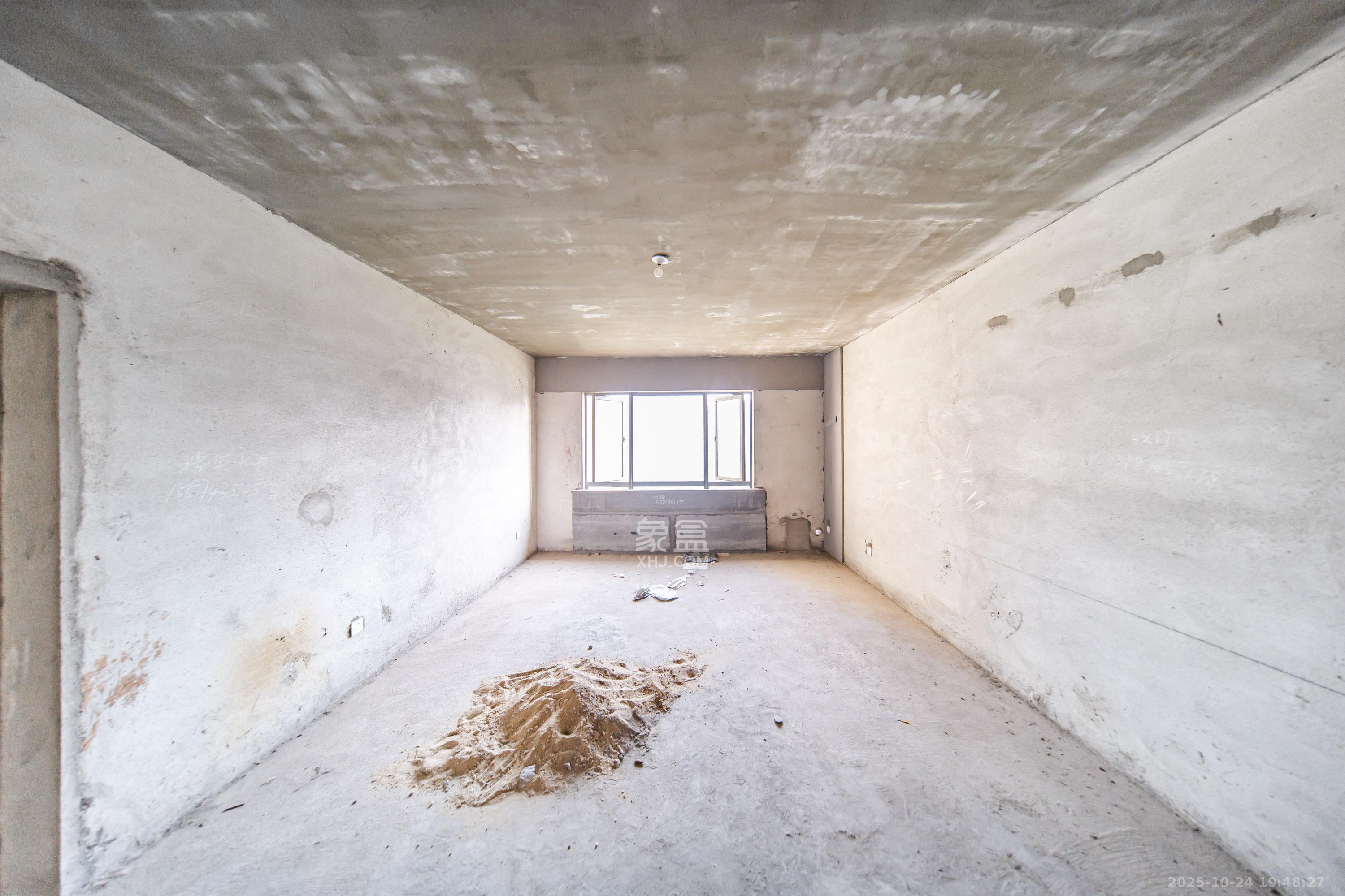 兰亭湾畔  4室2厅2卫    140.0万 兰亭湾畔  4室2厅2卫    140.0万