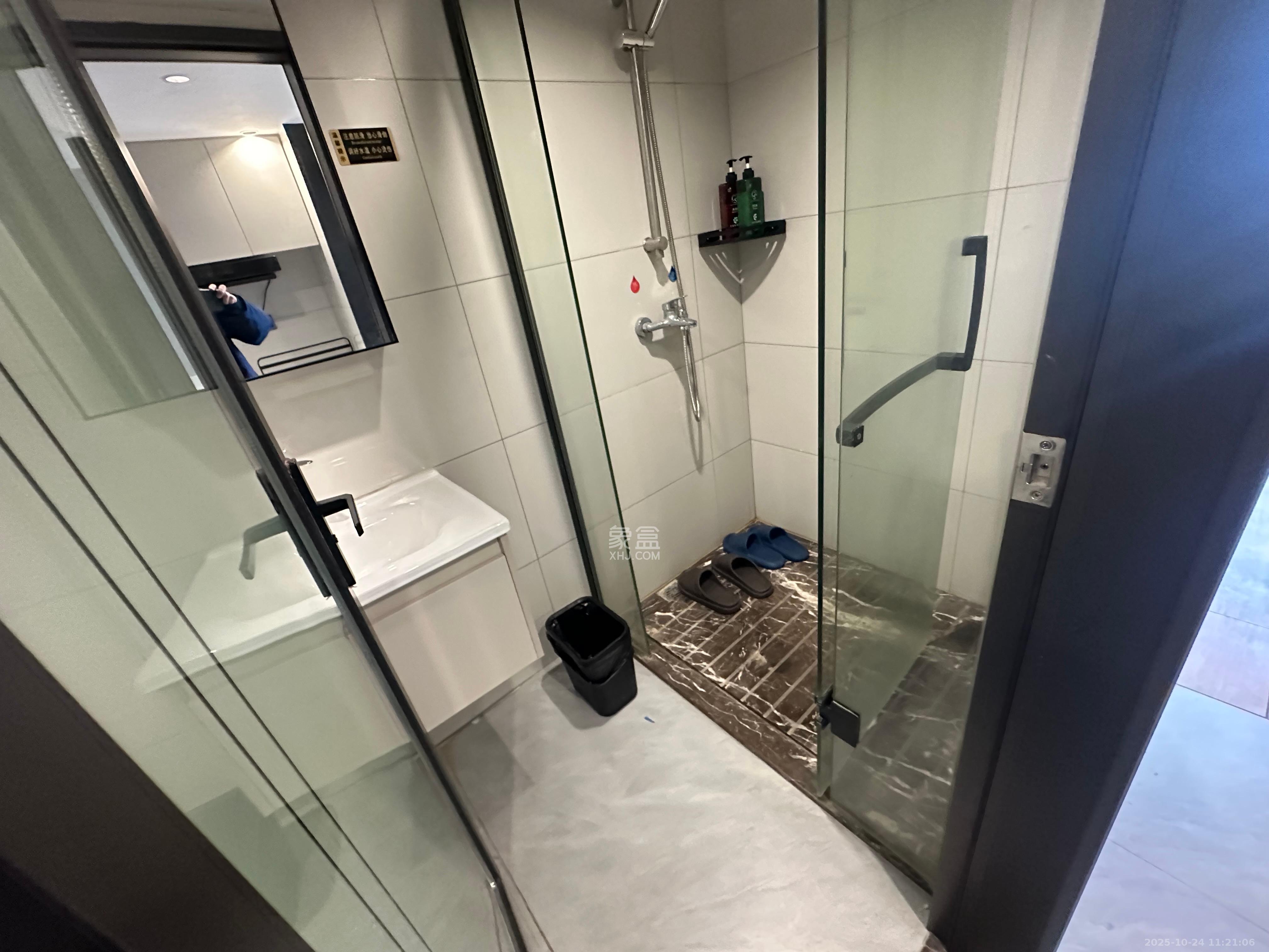 时代MOMA云PARK 1室1厅1卫 2300.0元/月 时代MOMA云PARK 1室1厅1卫 2300.0元/月室内图