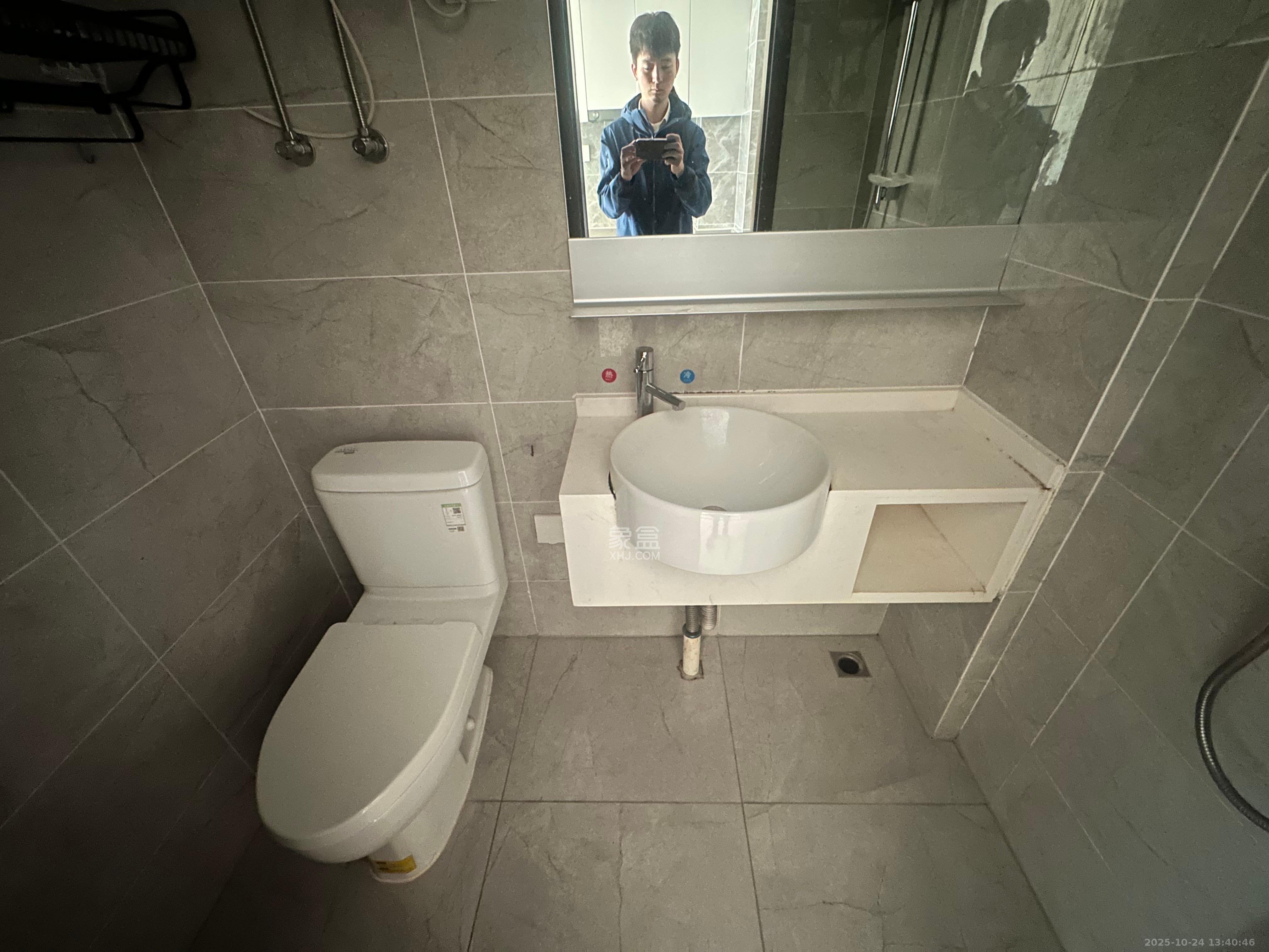 万科金色梦想D区 1室1厅1卫 1800.0元/月 万科金色梦想D区 1室1厅1卫 1800.0元/月室内图