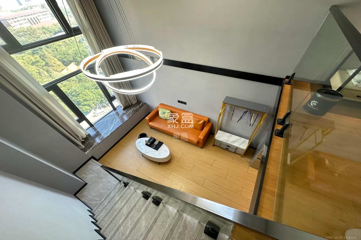 时代MOMA云PARK 1室1厅1卫 2300.0元/月 时代MOMA云PARK 1室1厅1卫 2300.0元/月室内图