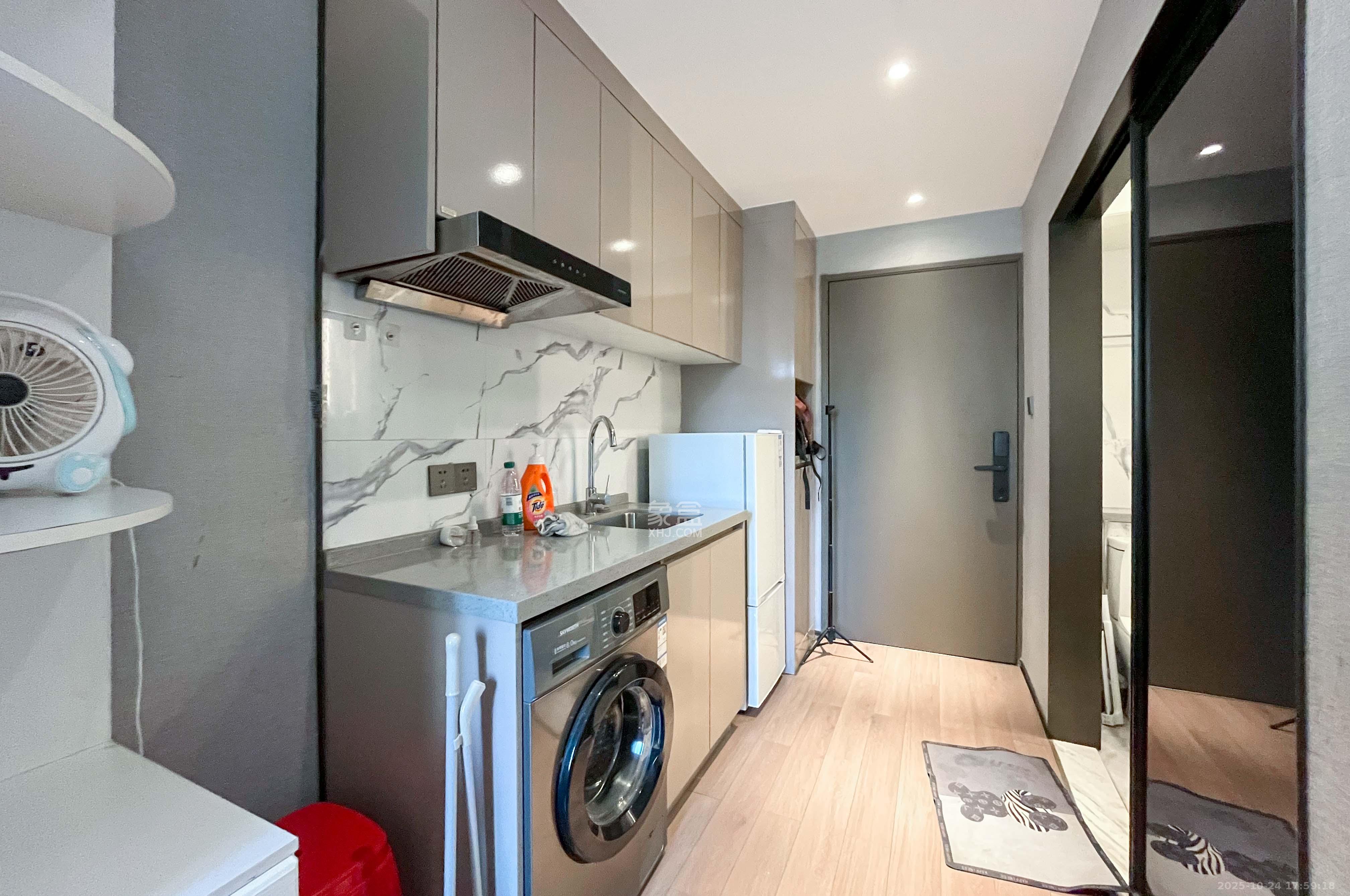 达美涧溪山  1室1厅1卫    30.0万厨房