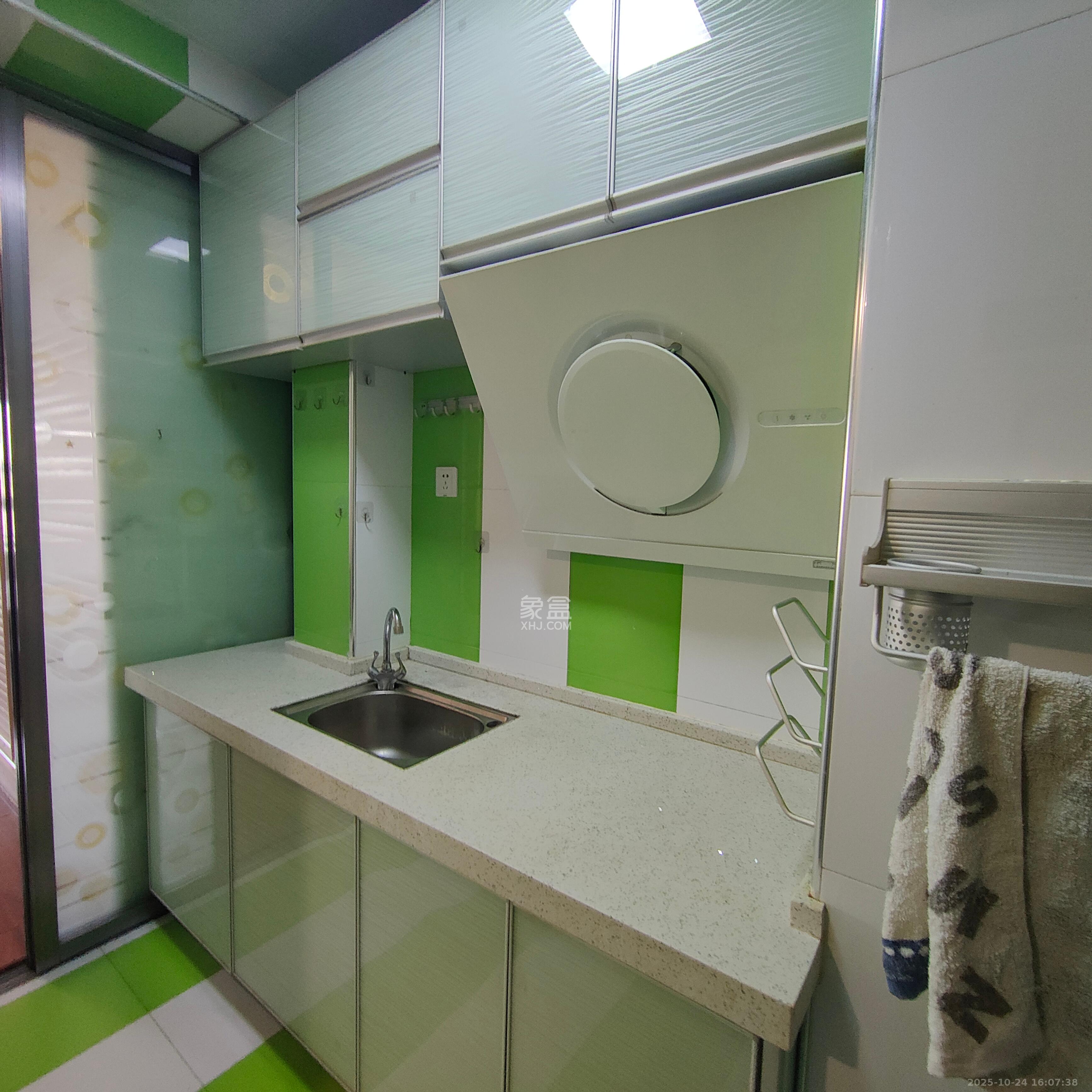 上峰苑（兰亭玥岛）  1室0厅1卫    1500.0元/月室内图