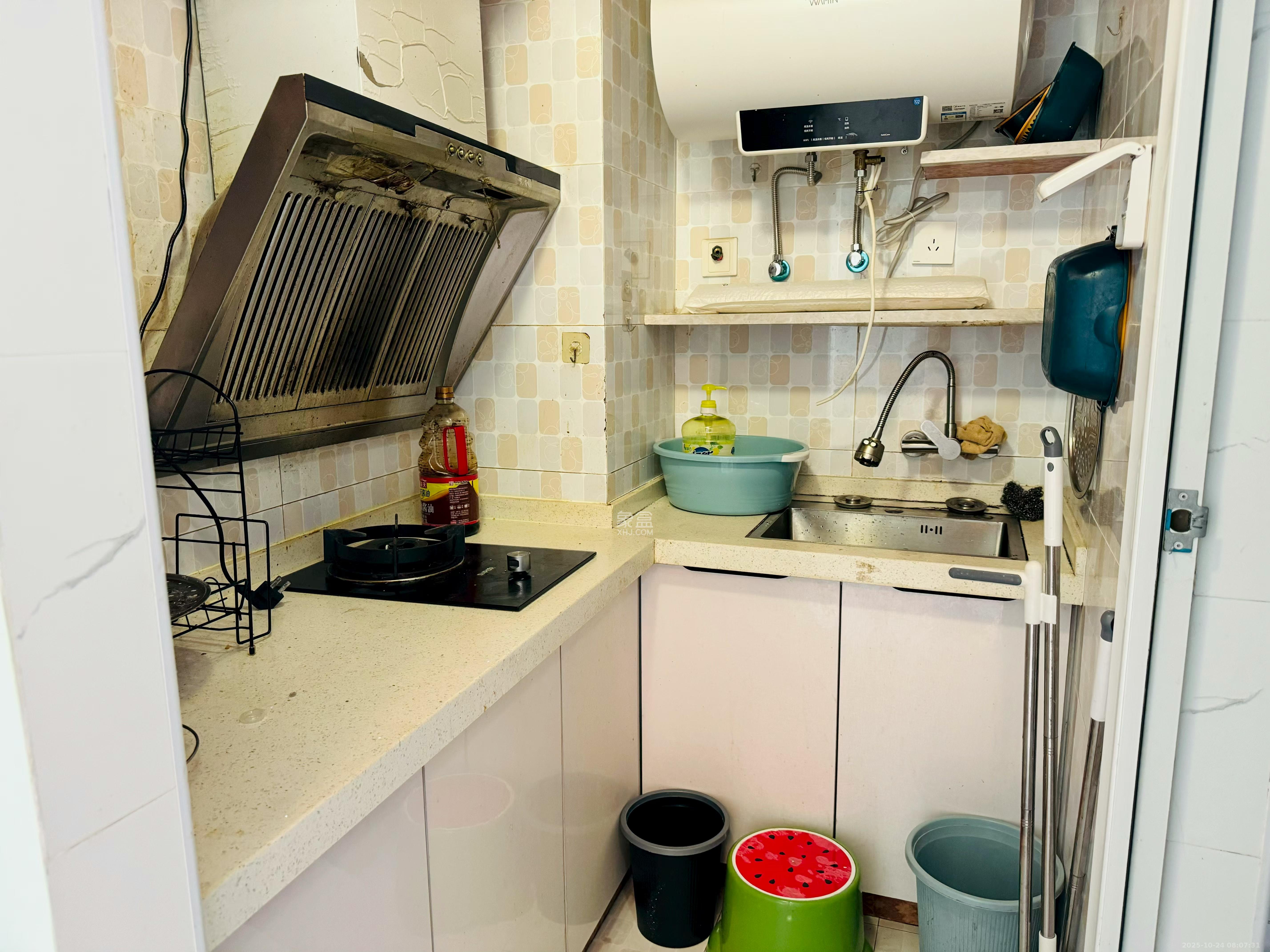 中信城市广场（中信新城一期）  1室1厅1卫    1300.0元/月室内图