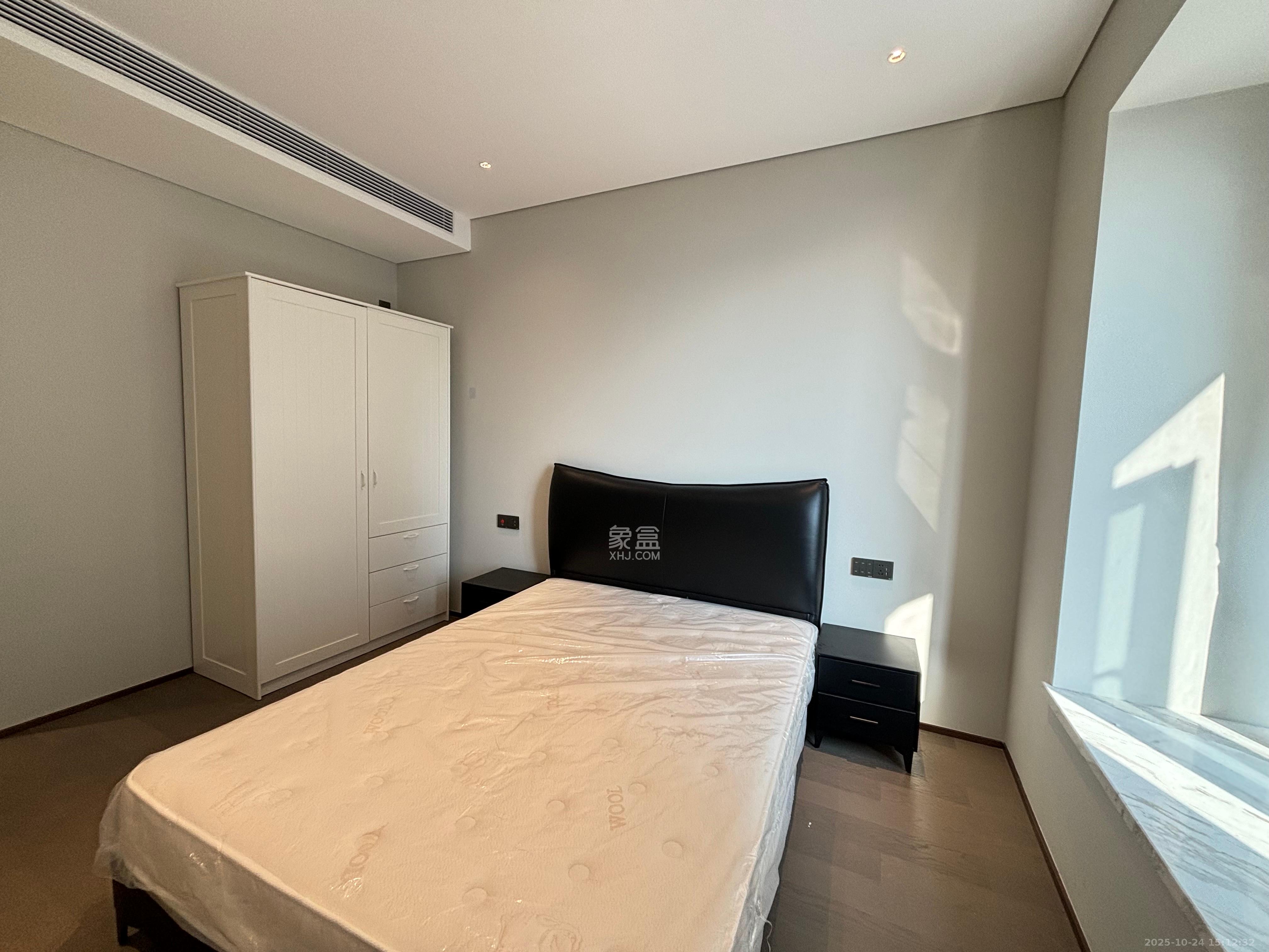 长沙悦府（华润万象城）  3室2厅3卫    10000.0元/月室内图