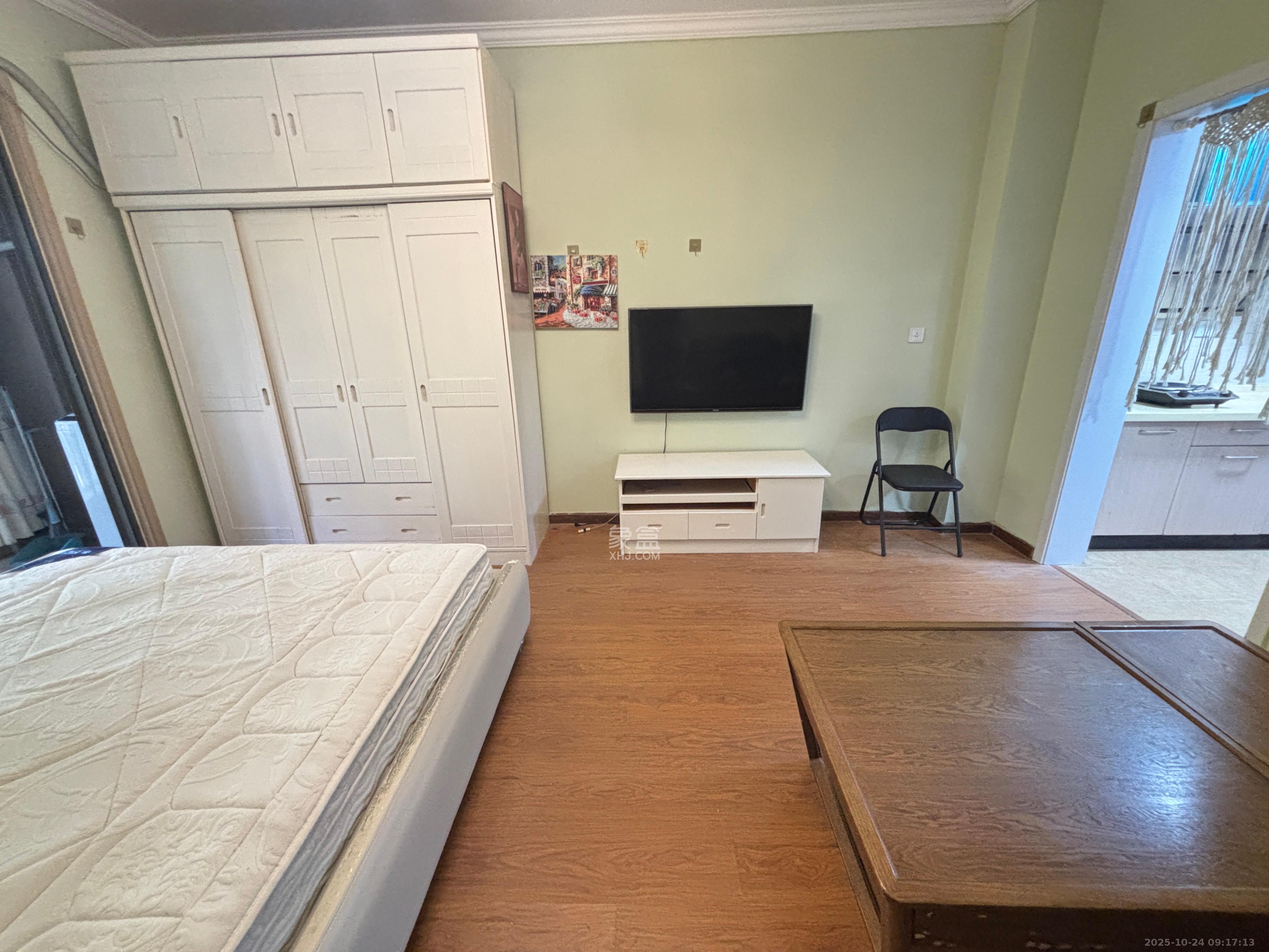 花漾年华(桂花园)  1室1厅1卫    1300.0元/月 花漾年华(桂花园)  1室1厅1卫    1300.0元/月室内图