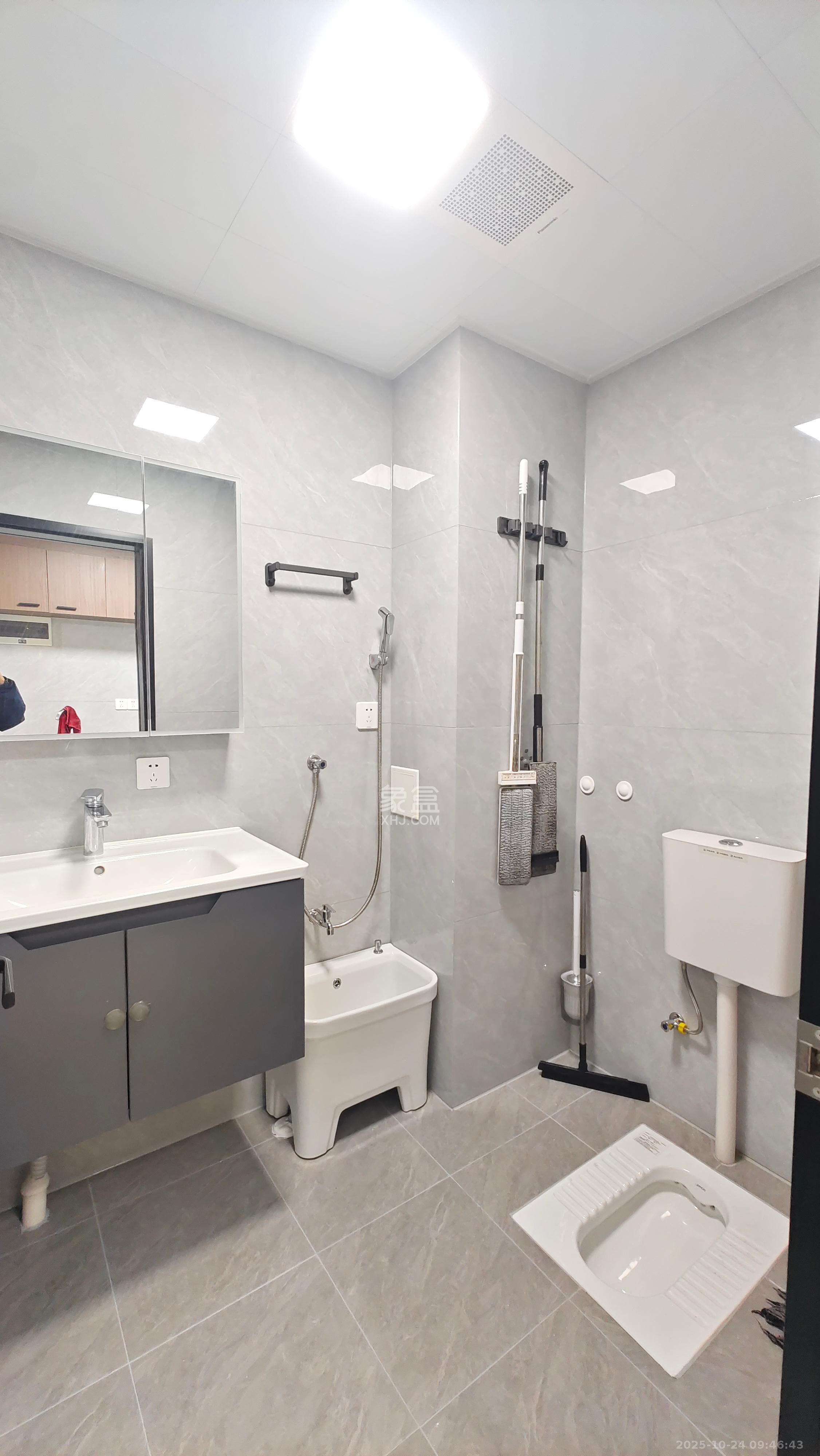 星沙算中心  1室1厅1卫    3800.0元/月 星沙算中心  1室1厅1卫    3800.0元/月室内图