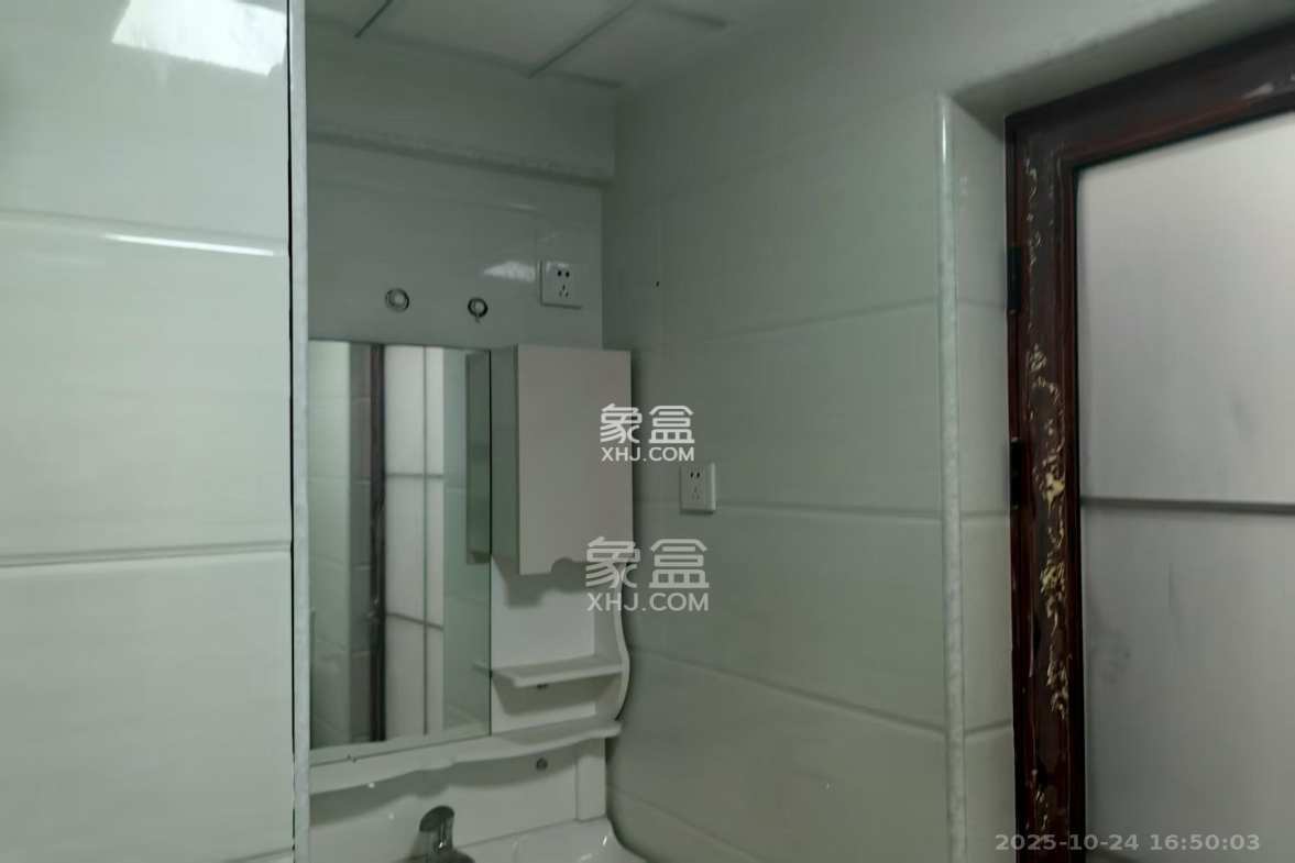 钰龙天下二期(钰龙佳园) 1室1厅1卫 1200.0元/月 钰龙天下二期(钰龙佳园) 1室1厅1卫 1200.0元/月室内图