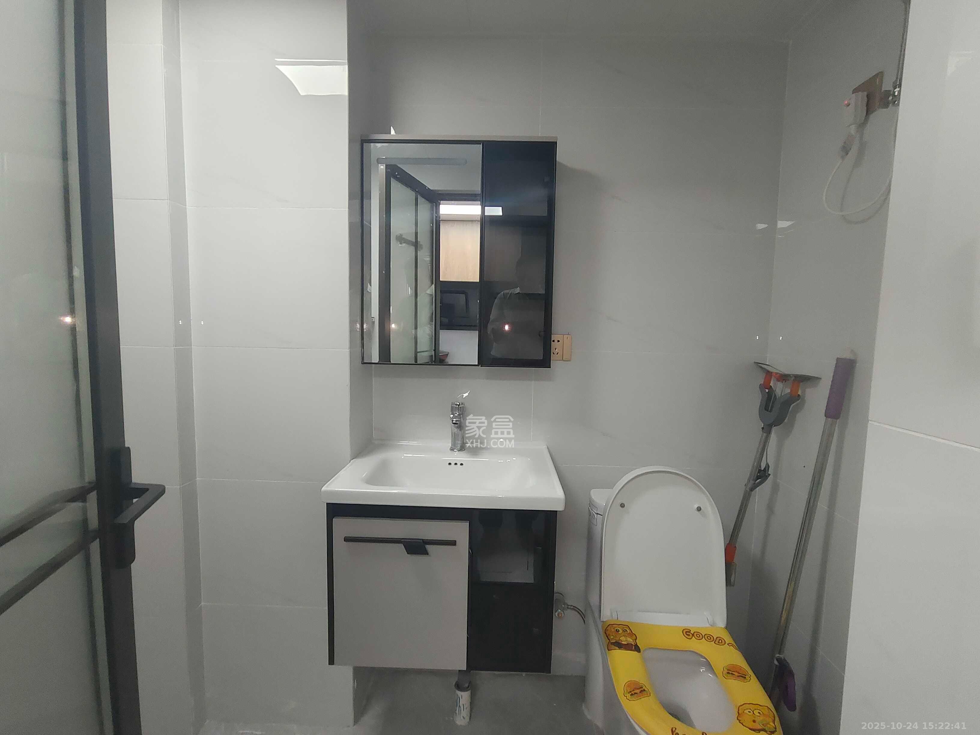 金地铂悦  1室0厅0卫    1100.0元/月室内图