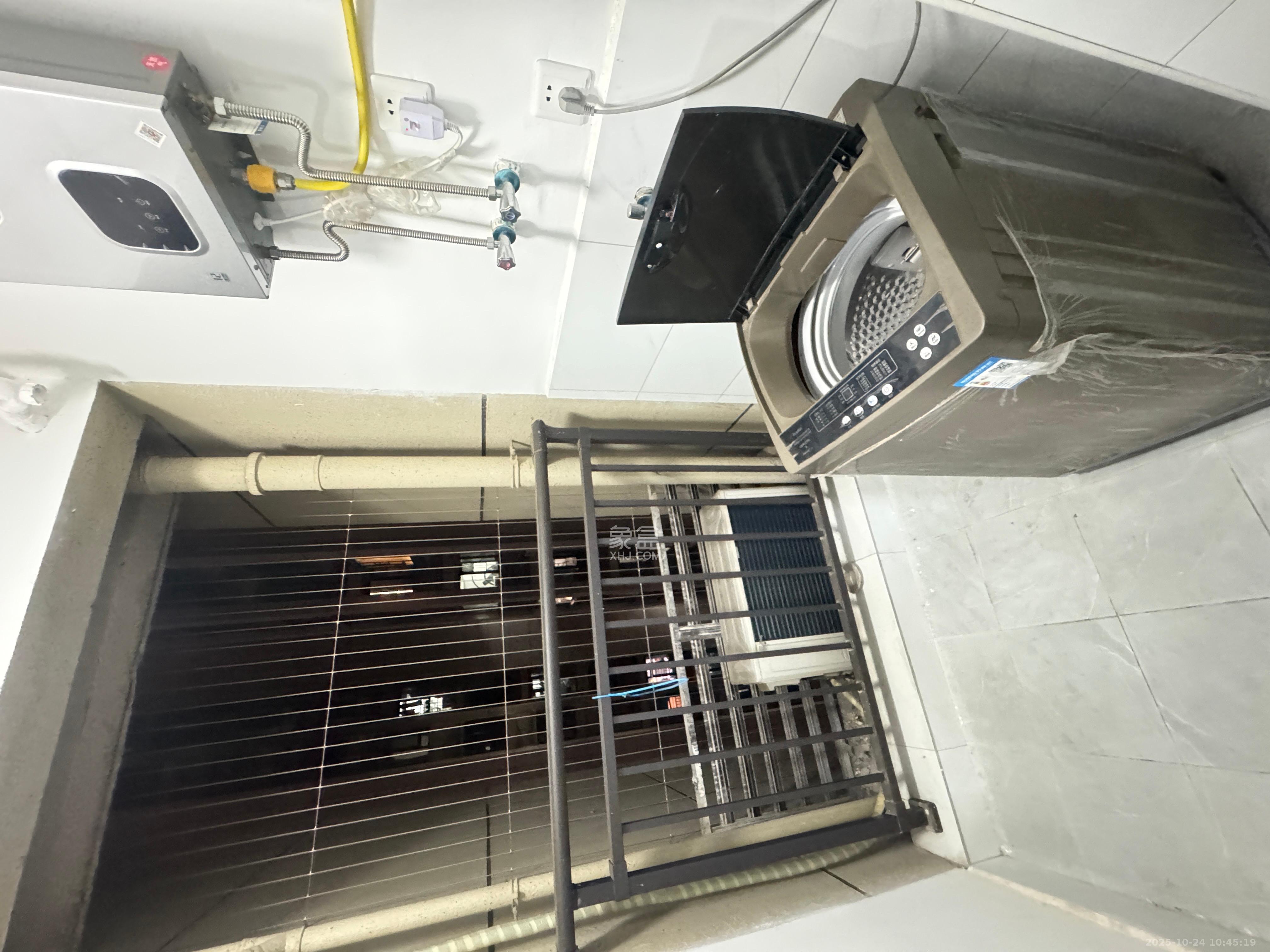 中国铁建梅溪青秀三期  3室2厅2卫    2800.0元/月 中国铁建梅溪青秀三期  3室2厅2卫    2800.0元/月室内图