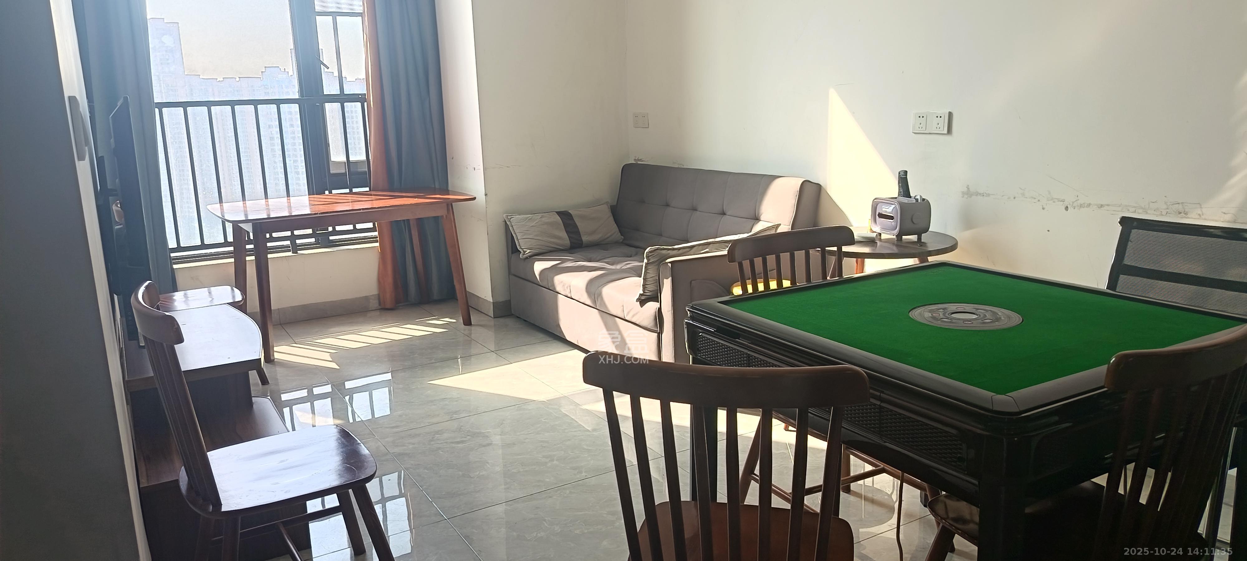 万科金色麦田  3室1厅2卫    2500.0元/月