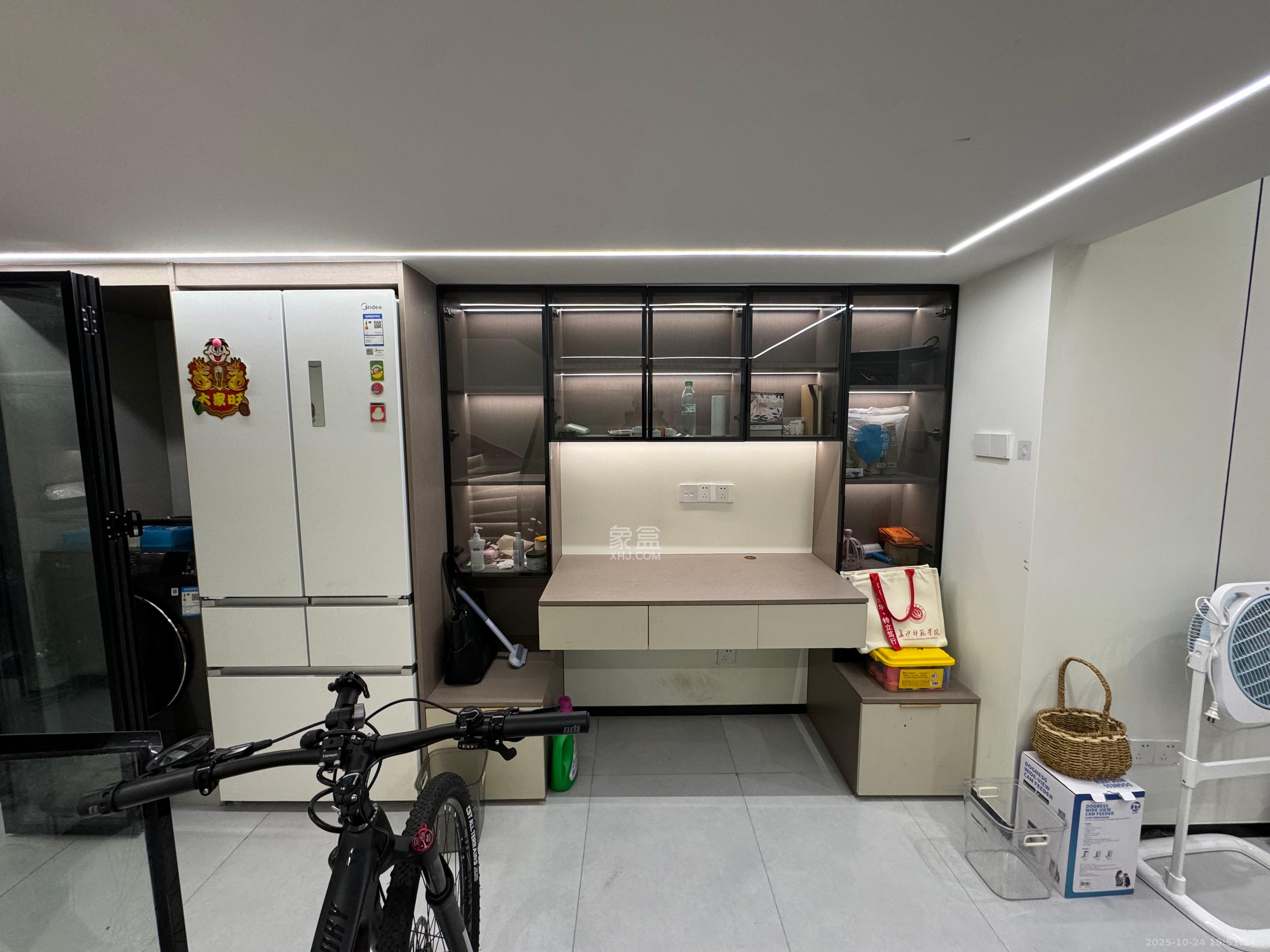 敬天广场 2室1厅1卫 3500.0元/月 敬天广场 2室1厅1卫 3500.0元/月室内图