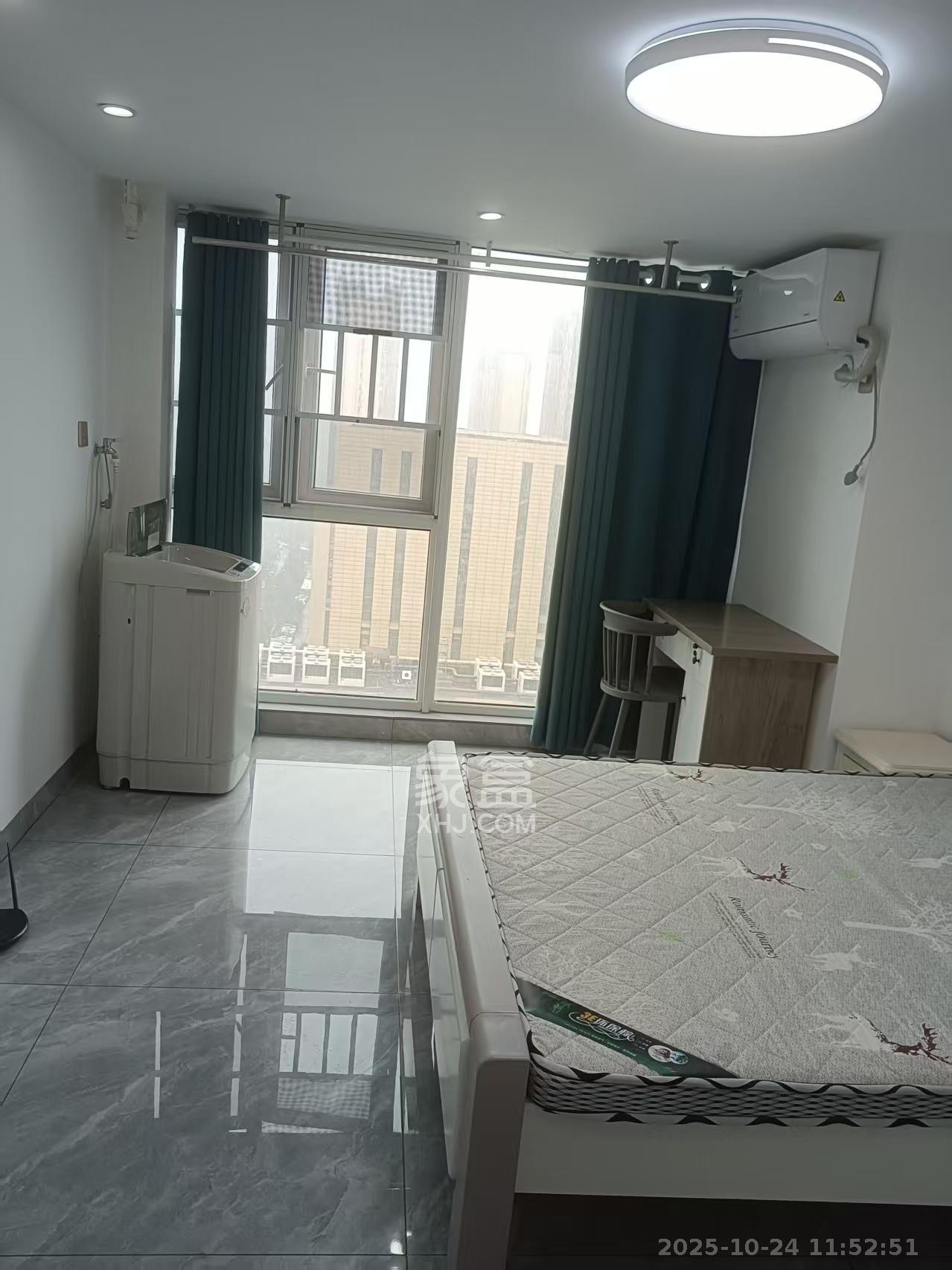 金地中交麓谷香颂(金地中交雅苑)  1室1厅1卫    1400.0元/月 金地中交麓谷香颂(金地中交雅苑)  1室1厅1卫    1400.0元/月室内图1