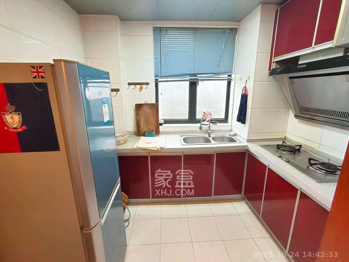 西城龙庭  2室2厅1卫    2100.0元/月 西城龙庭  2室2厅1卫    2100.0元/月室内图