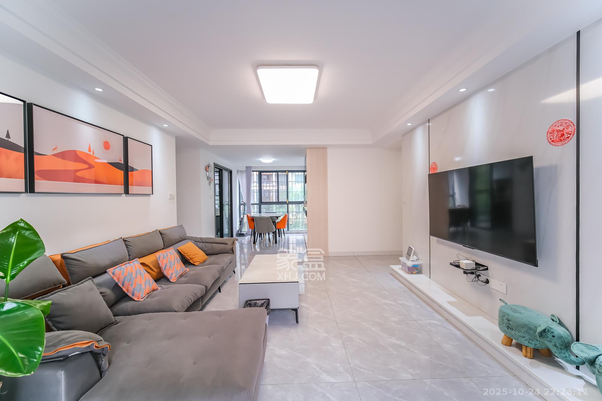 筑梦星园 4室2厅2卫 105.0万 筑梦星园 4室2厅2卫 105.0万客厅