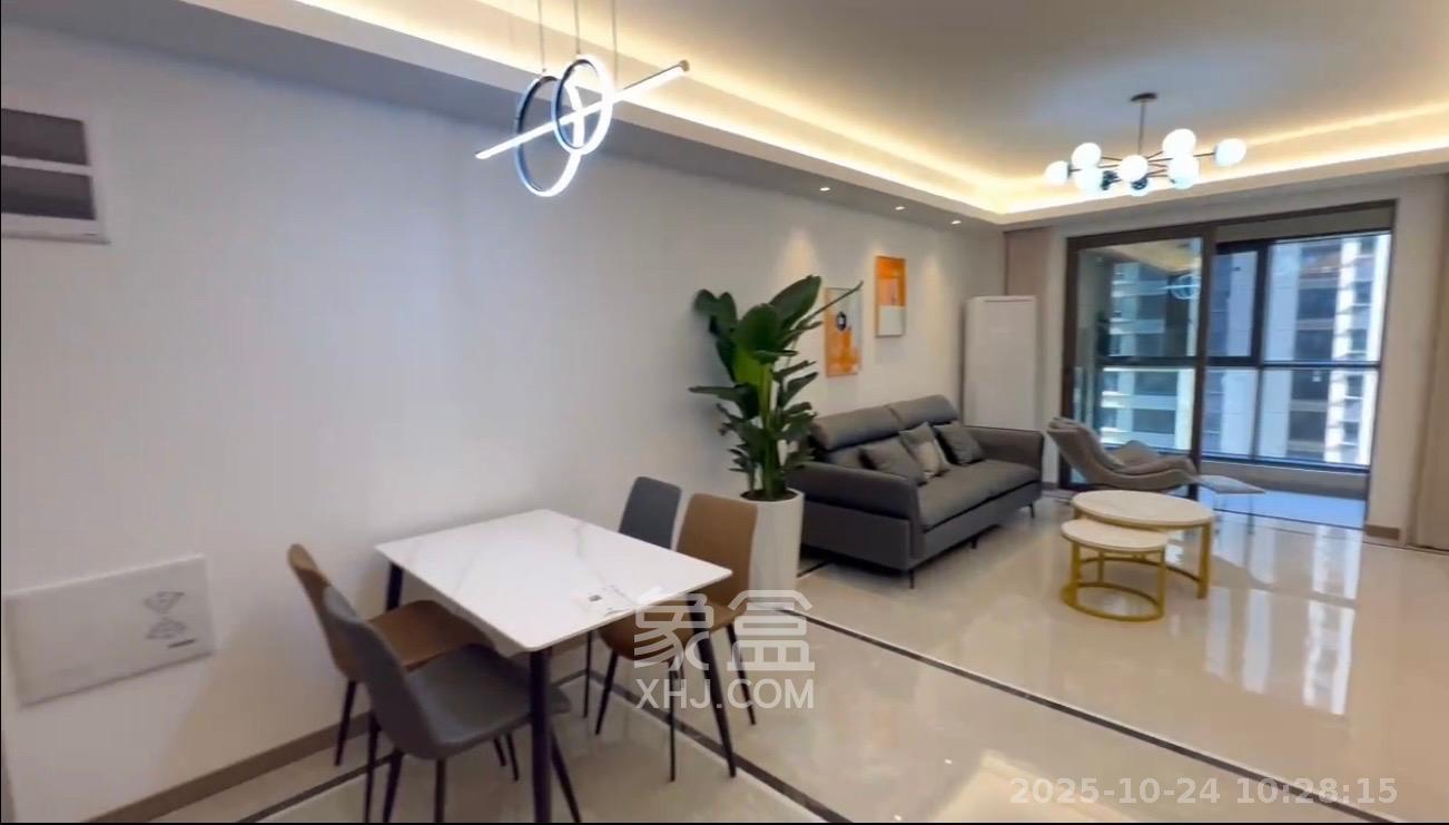 龙湖铂金中心(龙湖春江郦城) 3室2厅2卫 5000.0元/月 龙湖铂金中心(龙湖春江郦城) 3室2厅2卫 5000.0元/月室内图