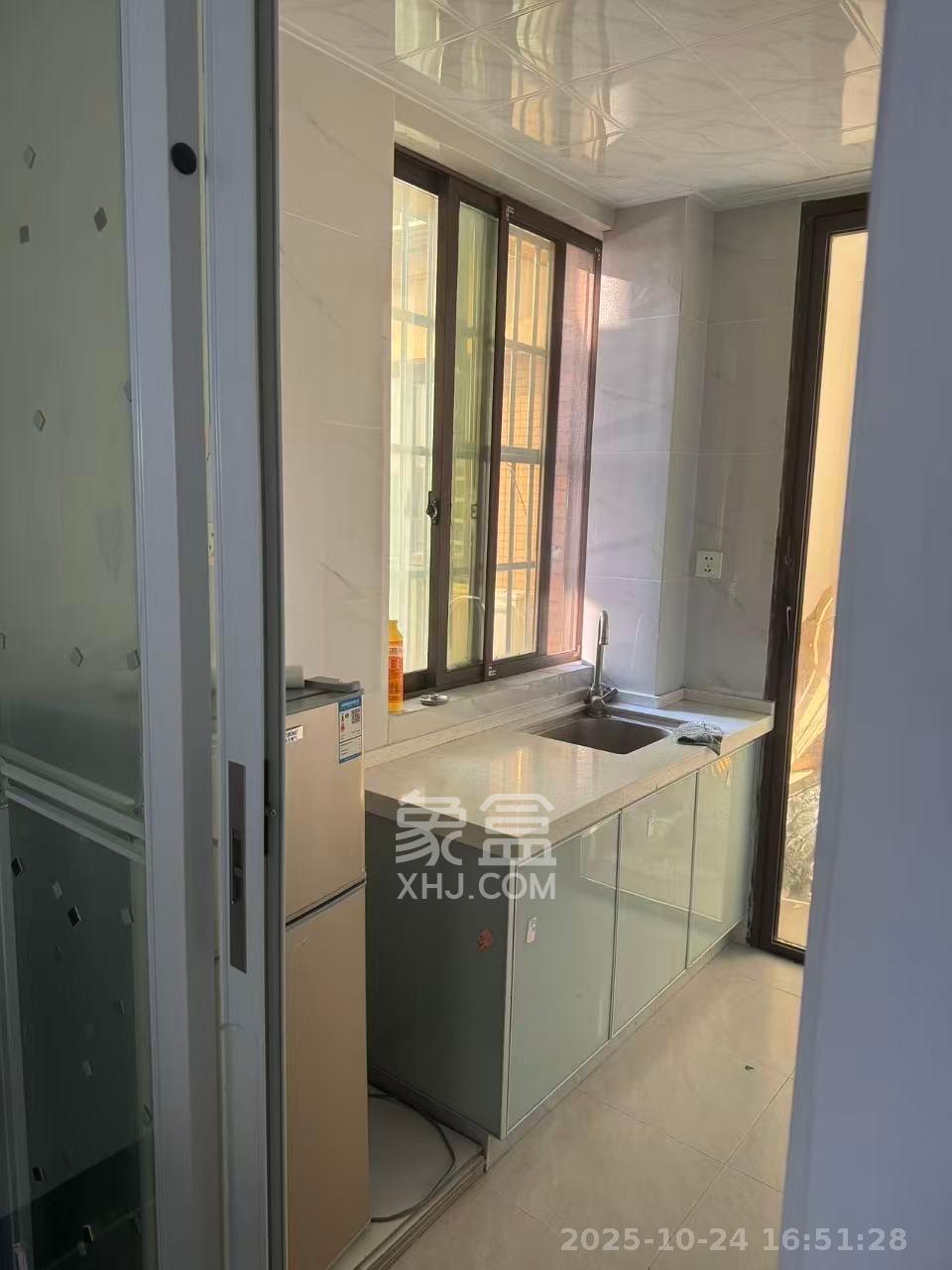 水渡家园 2室1厅1卫 1700.0元/月 水渡家园 2室1厅1卫 1700.0元/月室内图